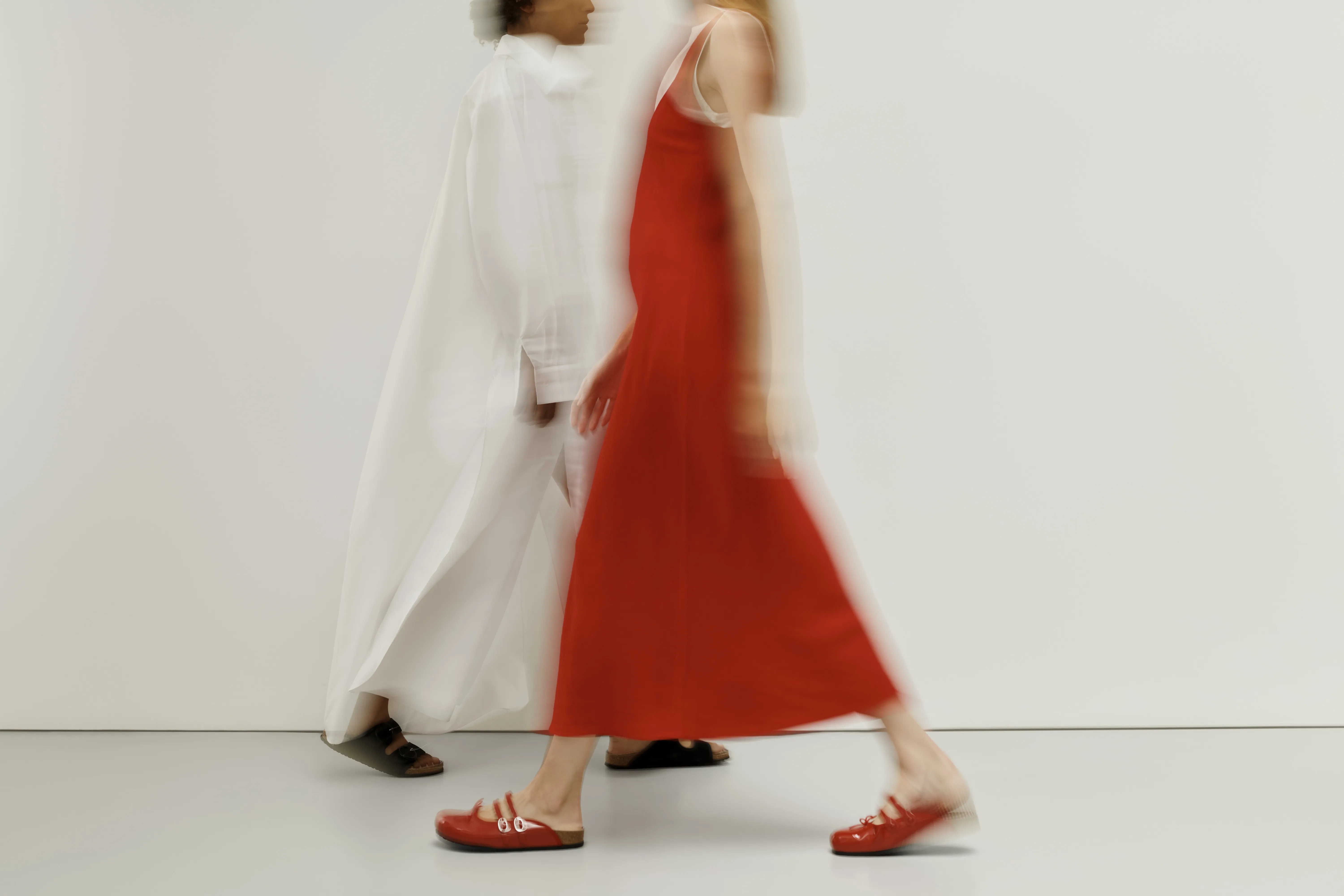 Repetto X Birkenstock聯名系列由BIRKENSTOCK旗下位於巴黎、專注特別企劃與合作項目的1774團隊攜手Repetto共同構思，並於BIRKENSTOCK德國工坊完成製作，串連巴黎的優雅想像與德國製鞋工藝。（永三提供）       
