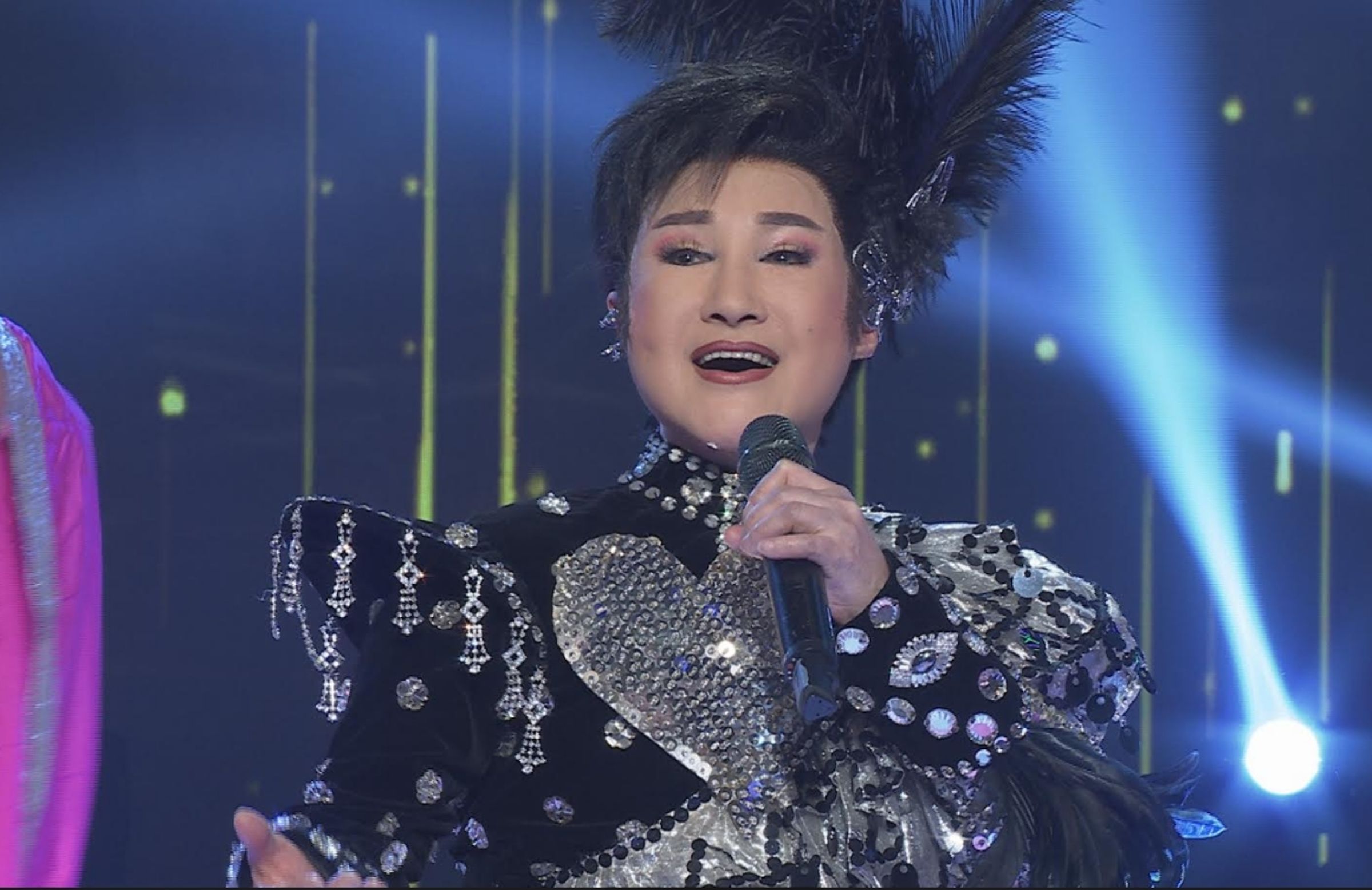 小咪老師上《超級冰冰Show》收視開紅盤。（民視提供）