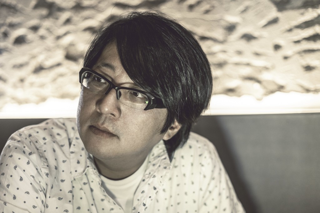 袁惟仁2018年在上海腦溢血昏迷返回台東老家休養，2年後不慎在家中跌倒住院，目前仍是植物人狀態，無意識長期臥床。（翻攝自袁惟仁臉書）