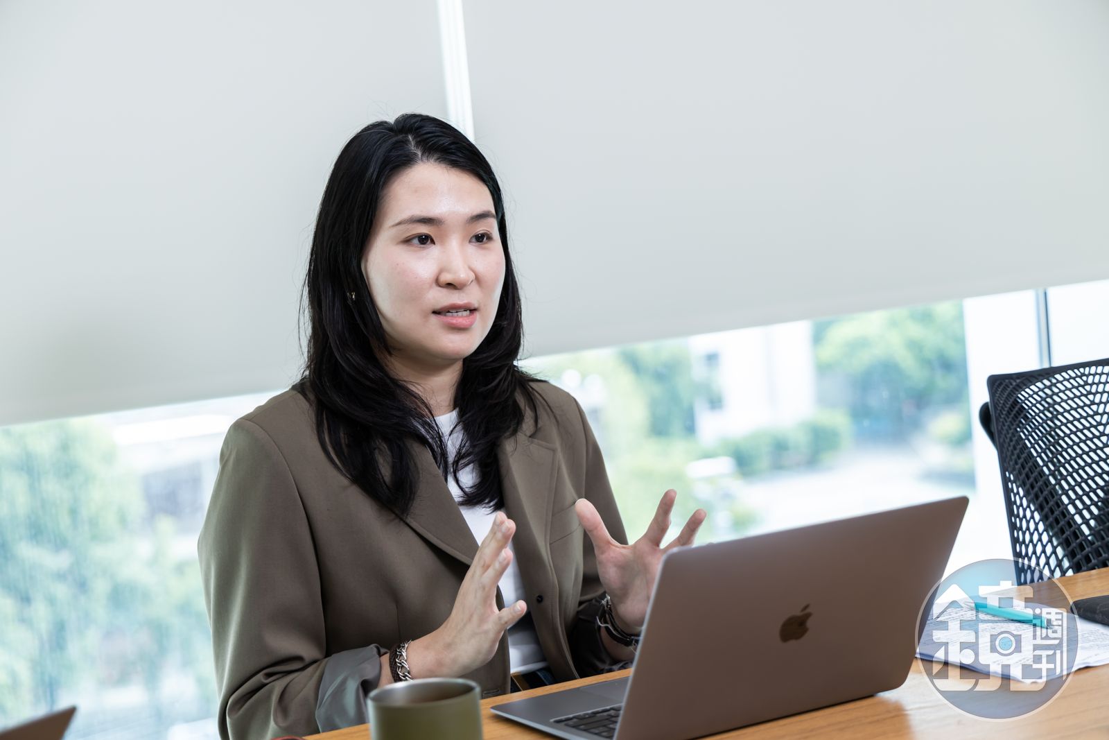 登那斯達克股價慘崩　奧丁丁幕僚長：上市鎖定期解除後挑戰才開始