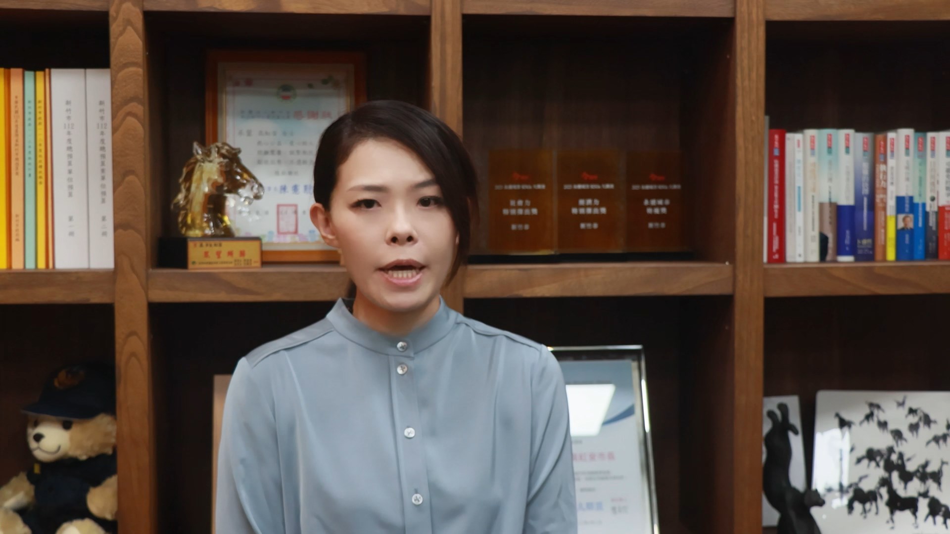 高虹安要上訴，宣布退出民眾黨。（新竹市政府提供）