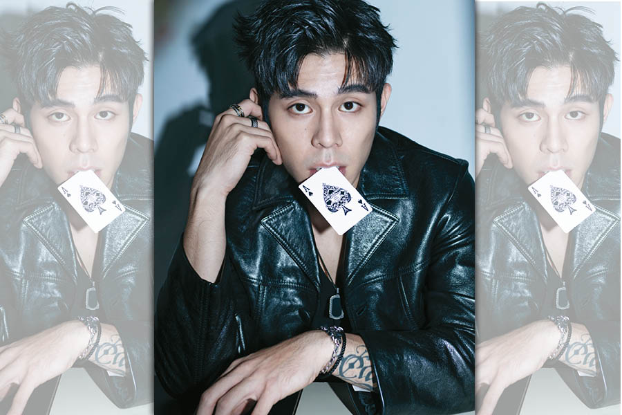 集粉絲三千寵愛於一身，詹懷雲一手好牌稱霸。