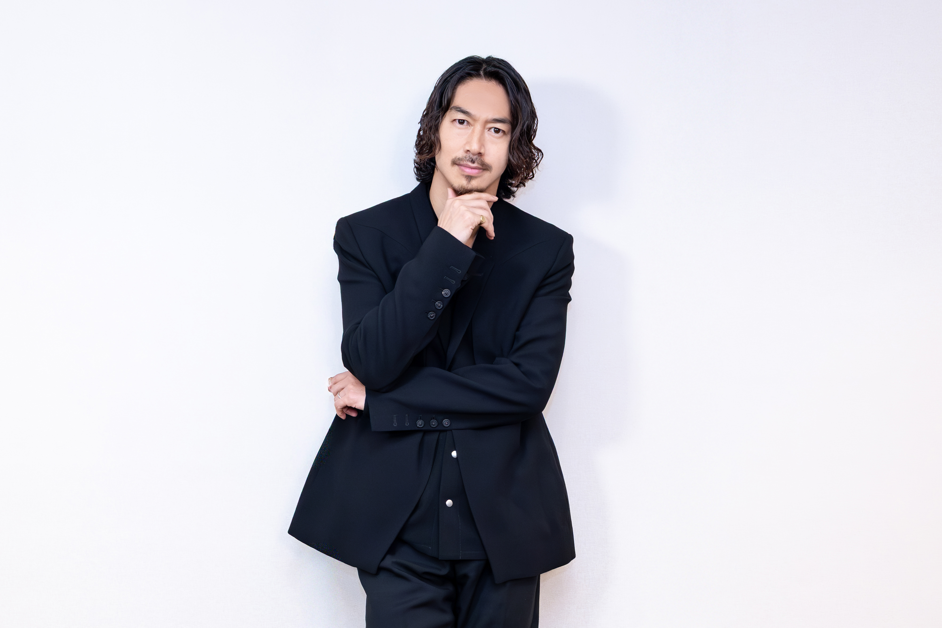 AKIRA為師弟三代目JSB今市隆二近日酒醉生事的爭議道歉。（COME ON JKSSP提供）