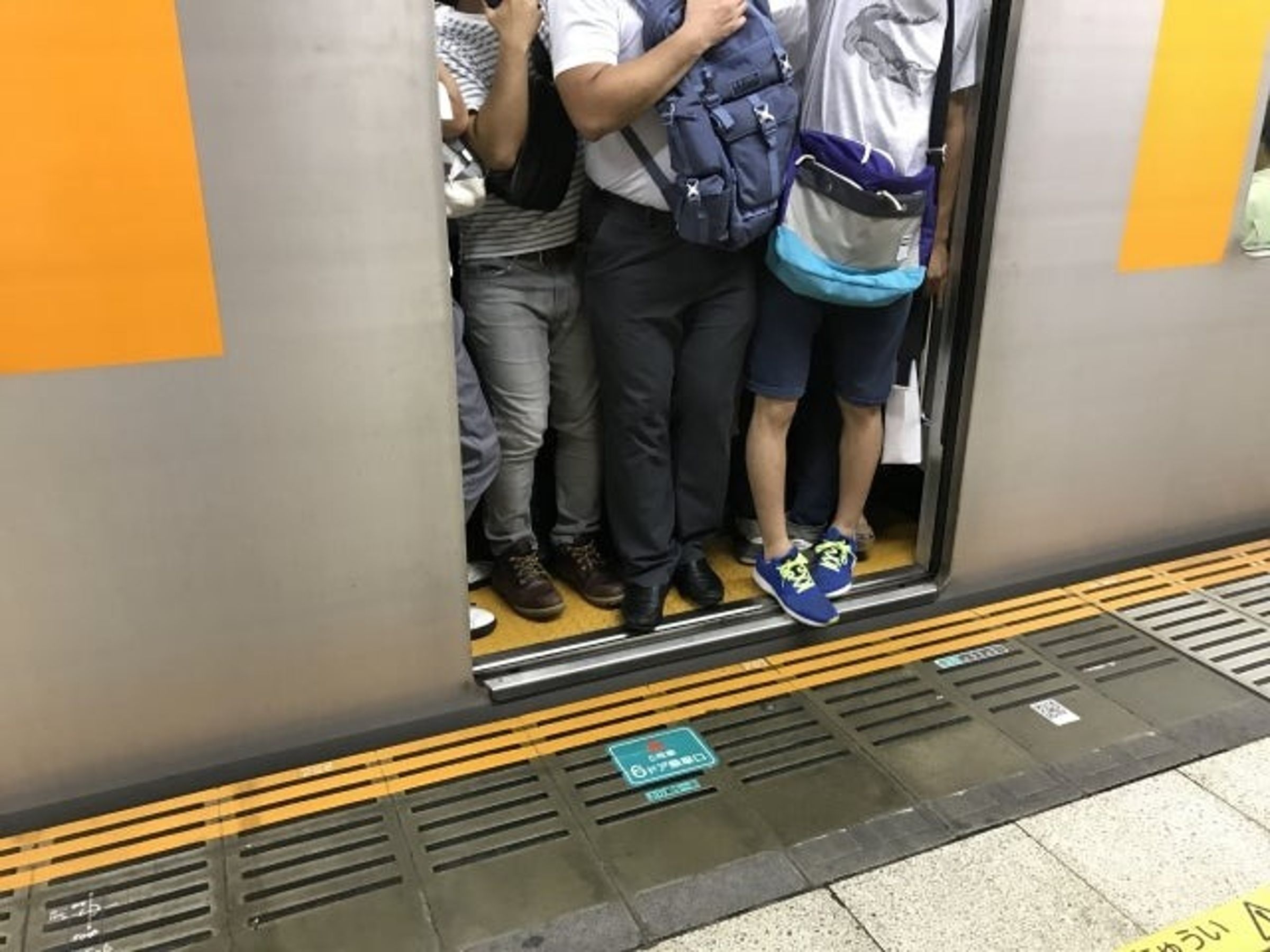 謎片是真的!東京有近一半女生遭遇性犯罪,「電車癡漢」最多。(示意圖)