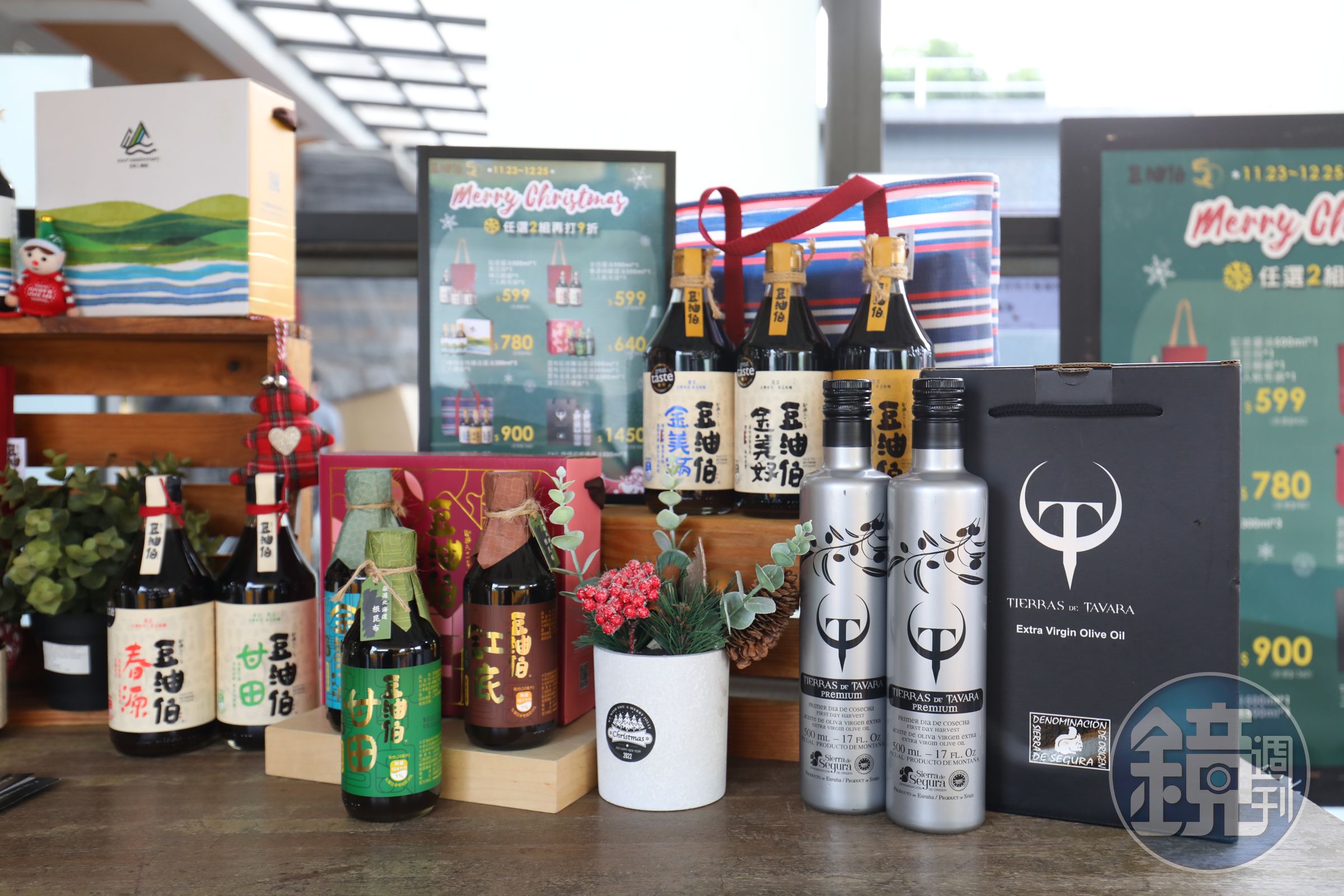 豆油伯的醬油與醬料產品從2015年開始全面使用台灣豆麥釀造。