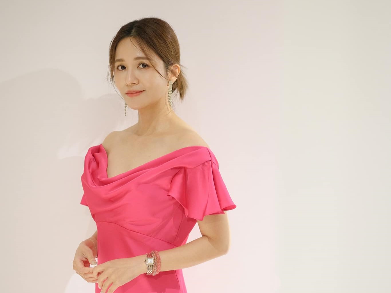 吳怡霈在社群發文抱怨自己突遭廠商換角。（翻攝自吳怡霈臉書）