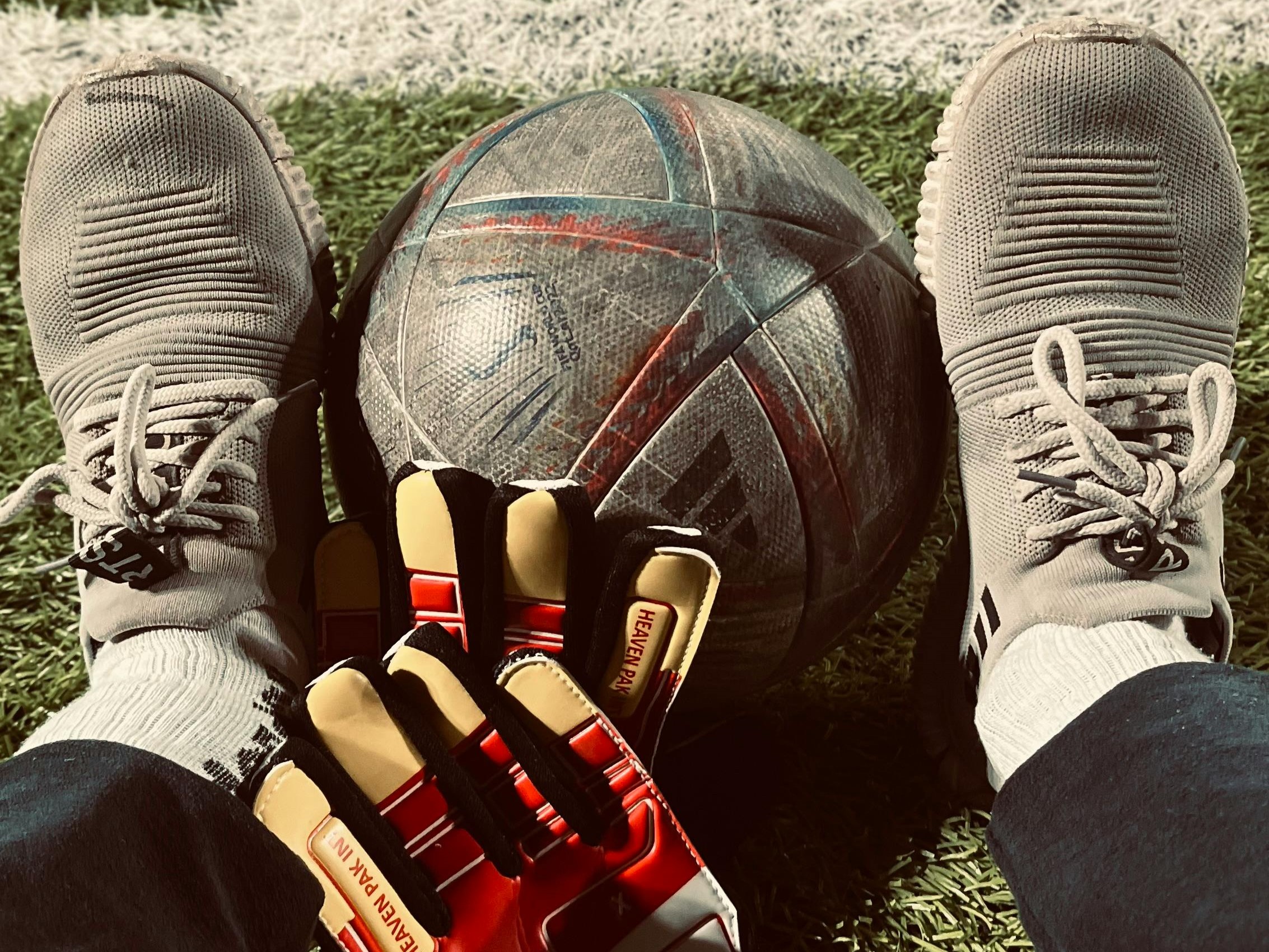 土耳其一名足球守門員，在用胸口成功擋下射門後心臟驟停離世。（示意圖；翻攝自pexels）