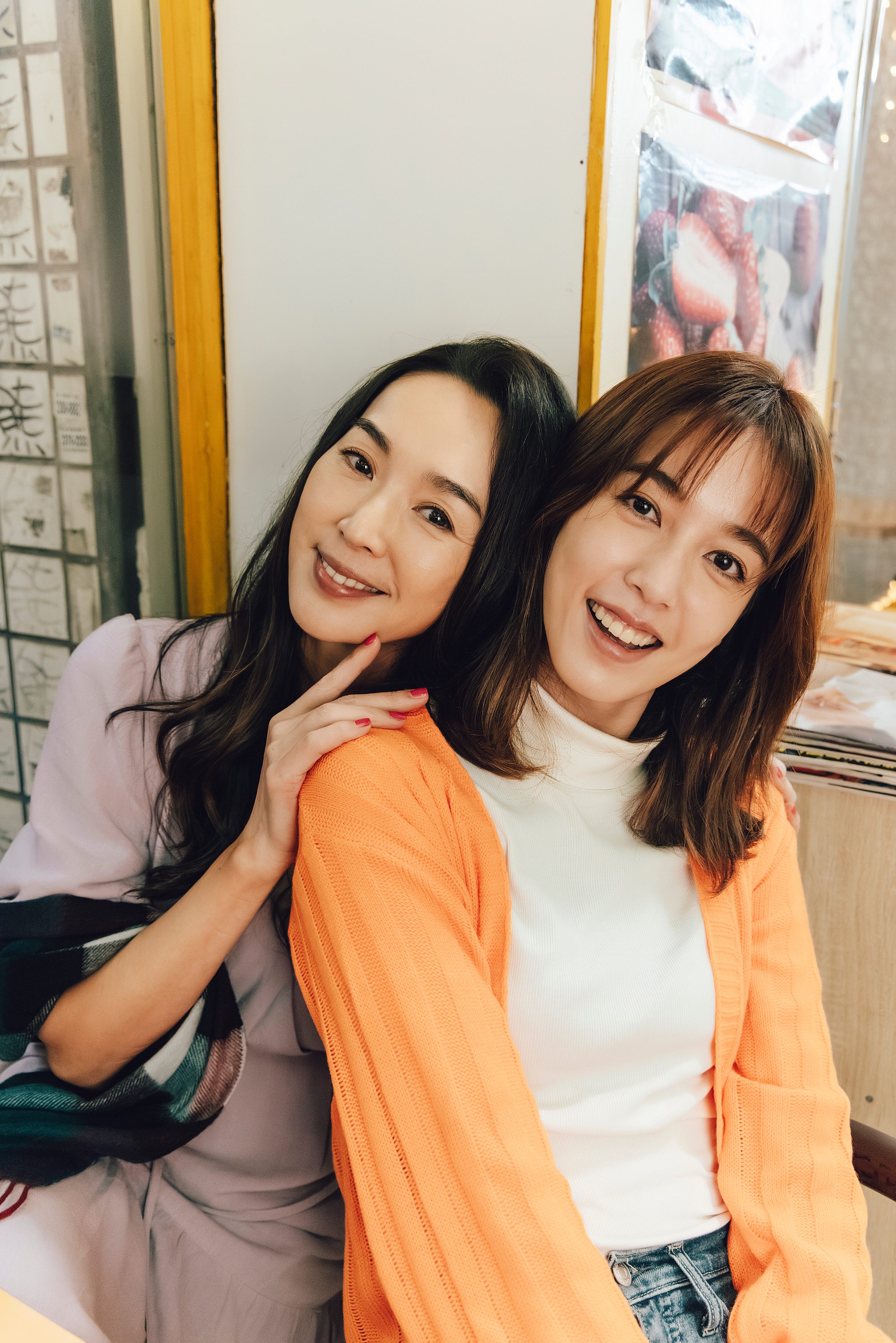 王靜瑩和陳庭妮有母女臉。