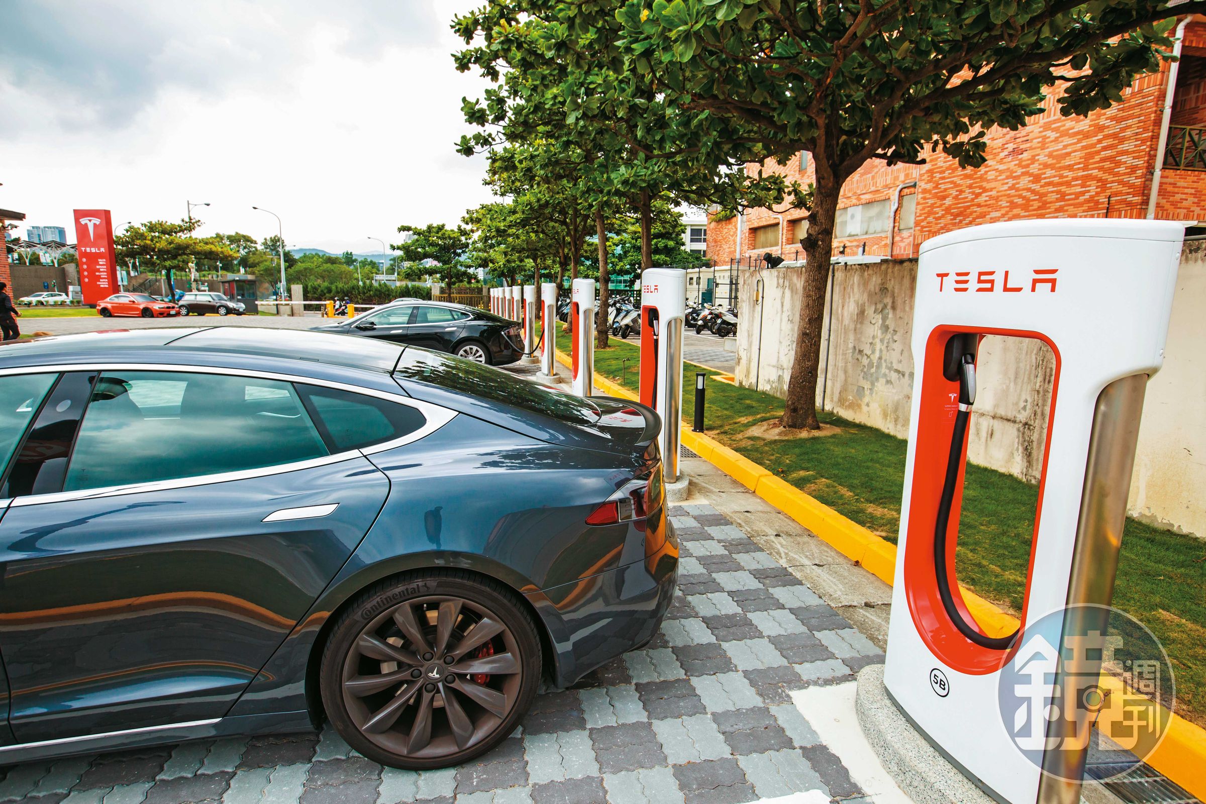 電動車產業趨勢明確，電池相關概念股深具潛力。