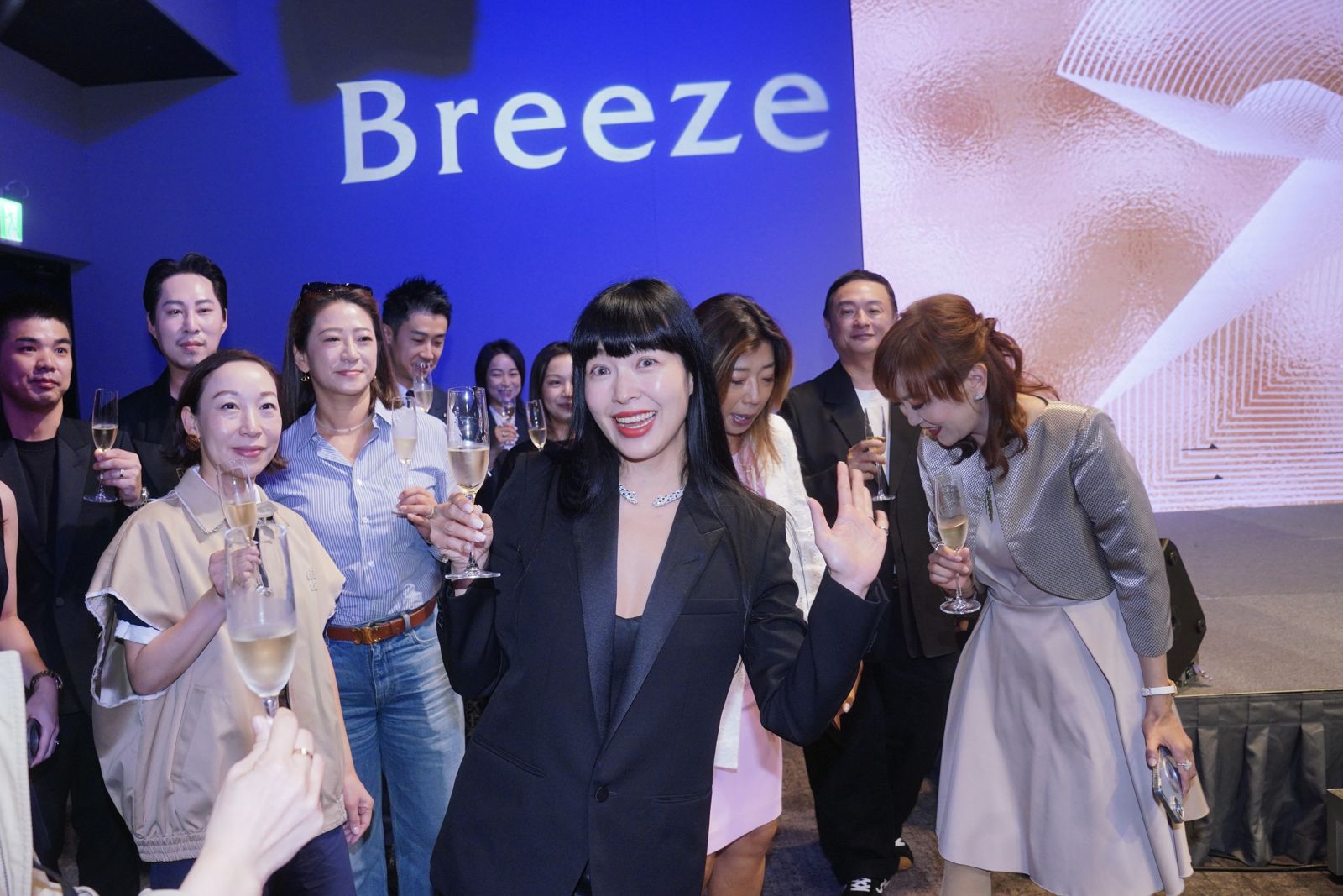 如何破解高奢依賴與據點洗牌危機? 微風廖曉喬:今年業績目標上看355億元