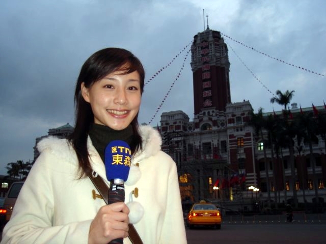 吳宇舒貼出20年前的照片,相當青澀。(翻攝吳宇舒臉書)
