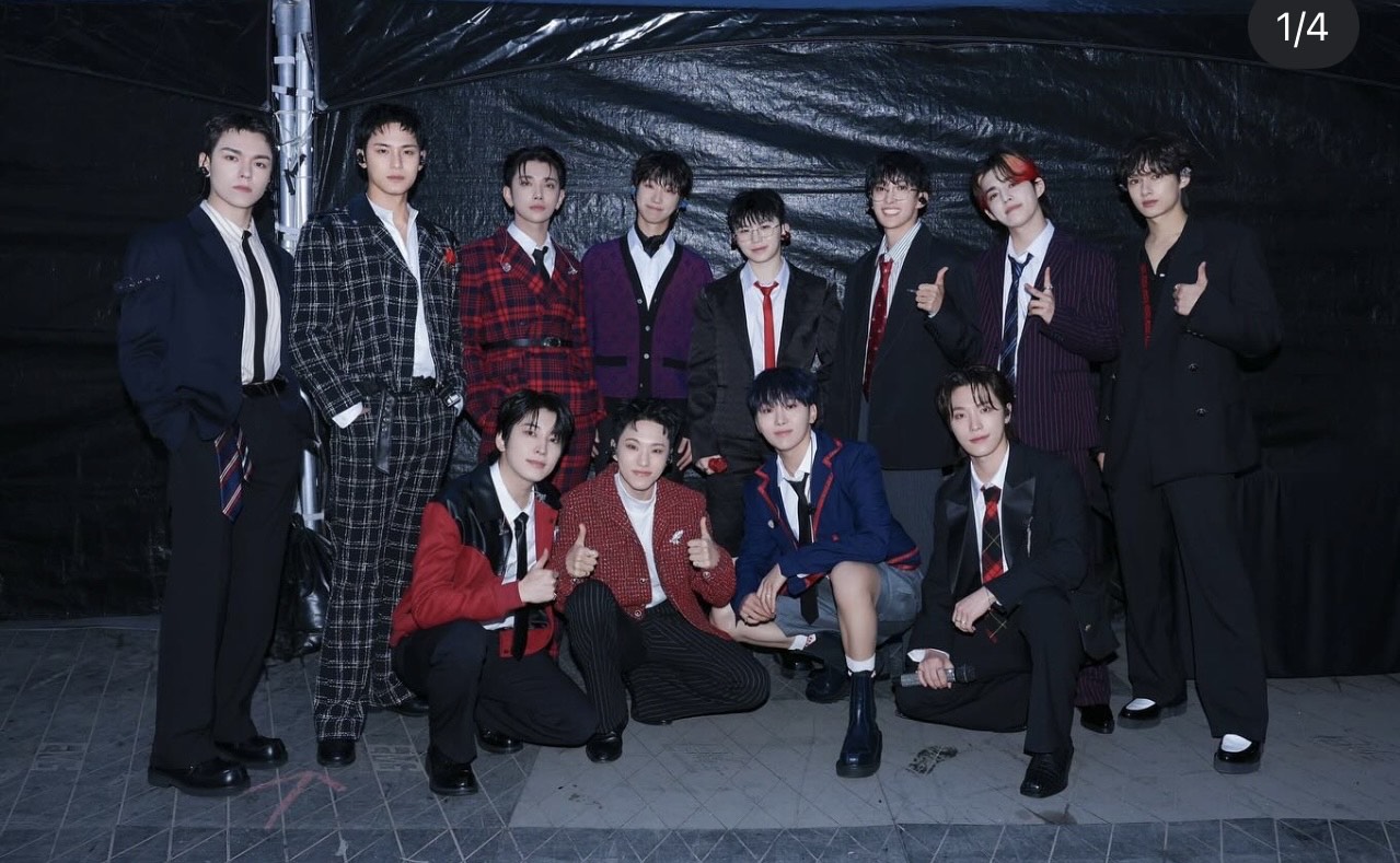 人氣韓團SEVENTEEN遭粉絲痛批舔日。（翻攝自SEVENTEEN twitter）