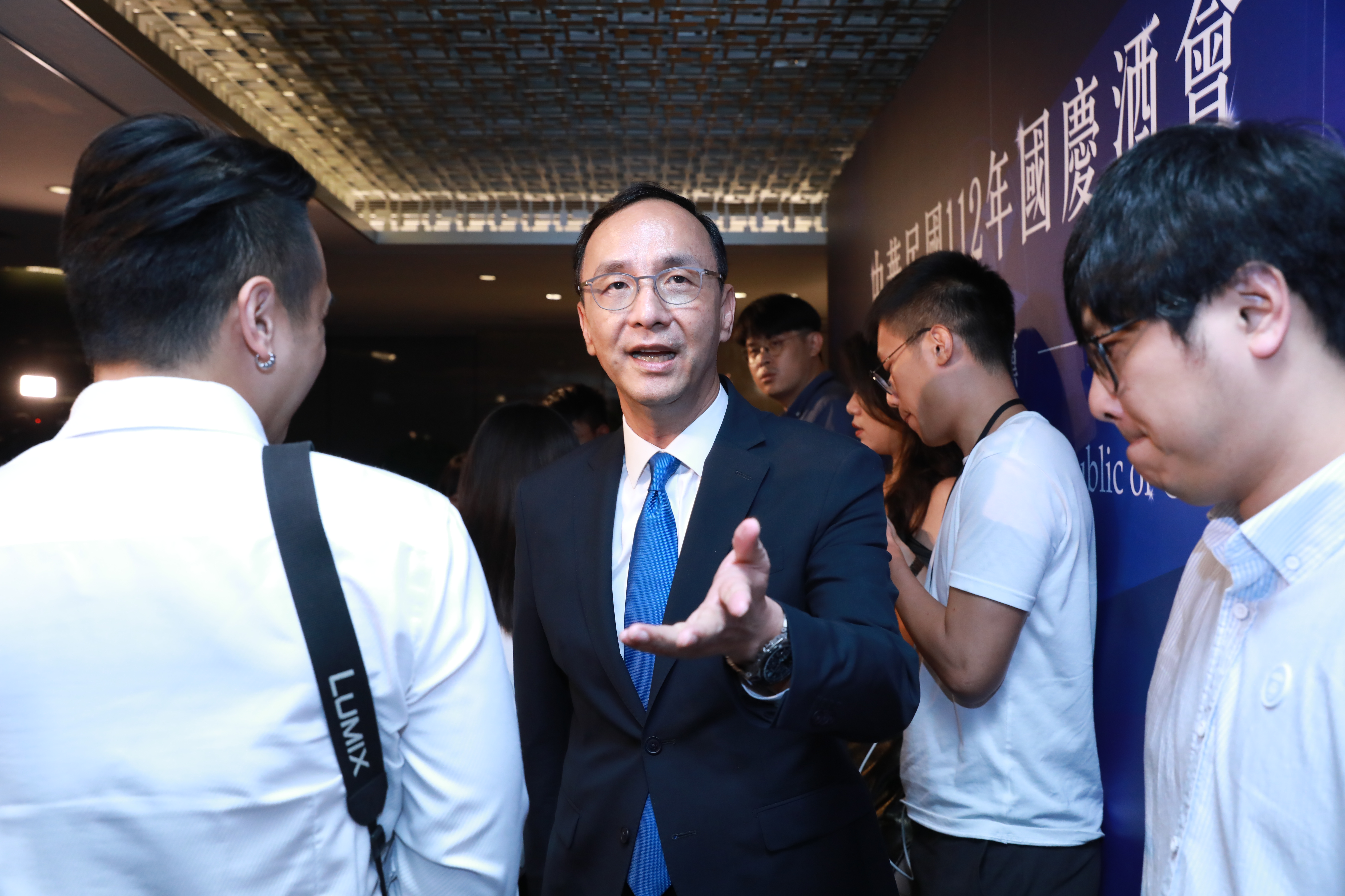 藍白雙方的黨主席今將進行會談，朱立倫也在昨日深夜發文，喊話大家「好好坐下來談」。（本刊資料照）