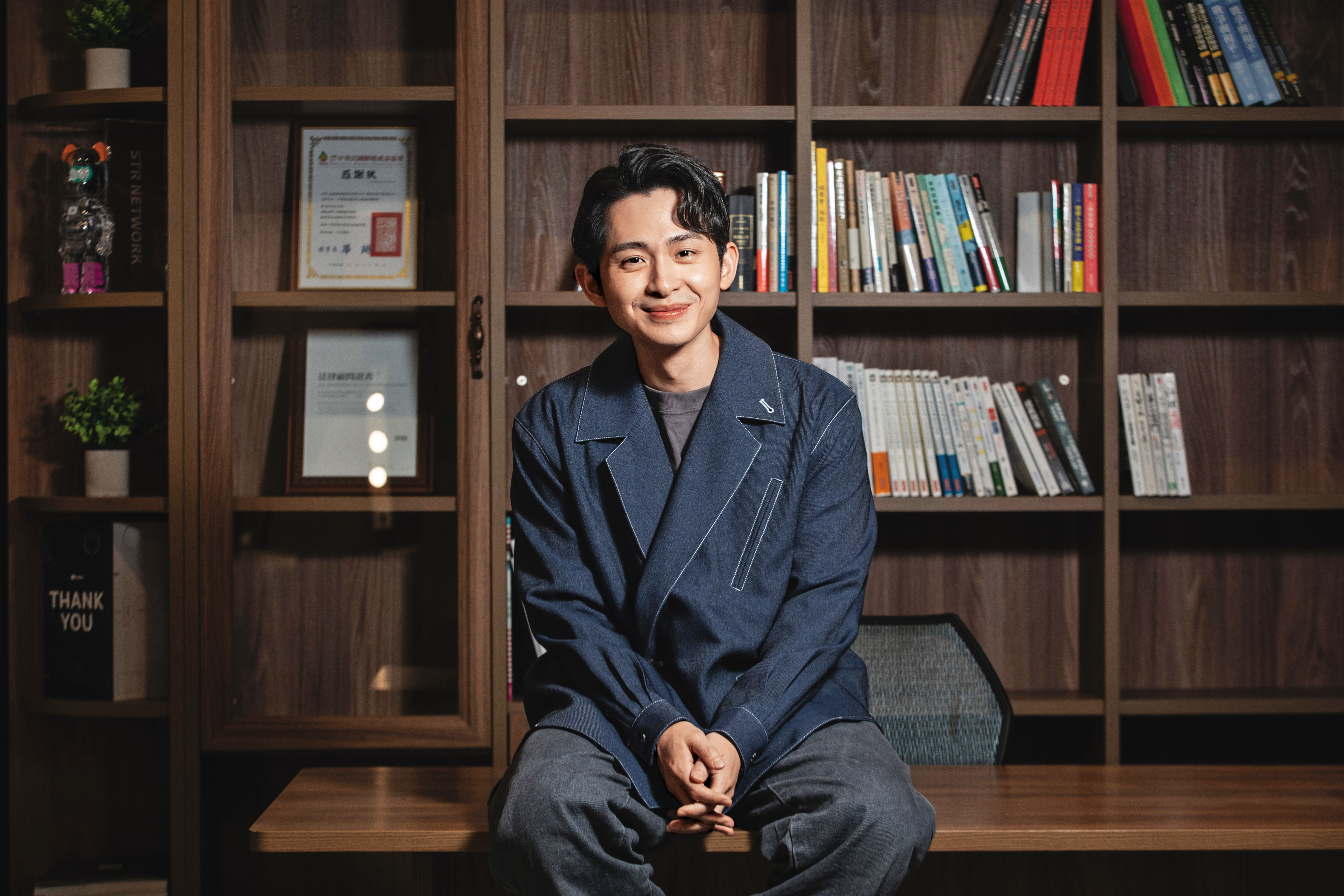 博恩說今年是他的和解之年，他在練習日後做的每一個決定，都要再多想大概一秒，然後多想完那一秒之後，所連帶的後果，都要心甘情願地去承受。