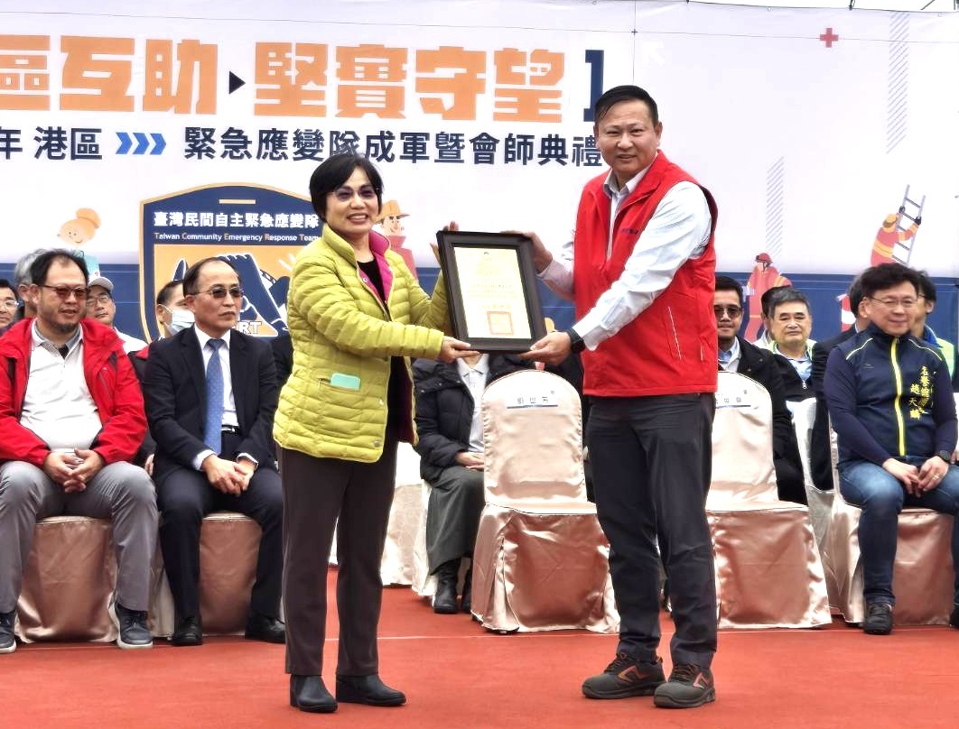 劉世芳肯定台灣民間參與提升台灣防災韌性。（消防署提供）