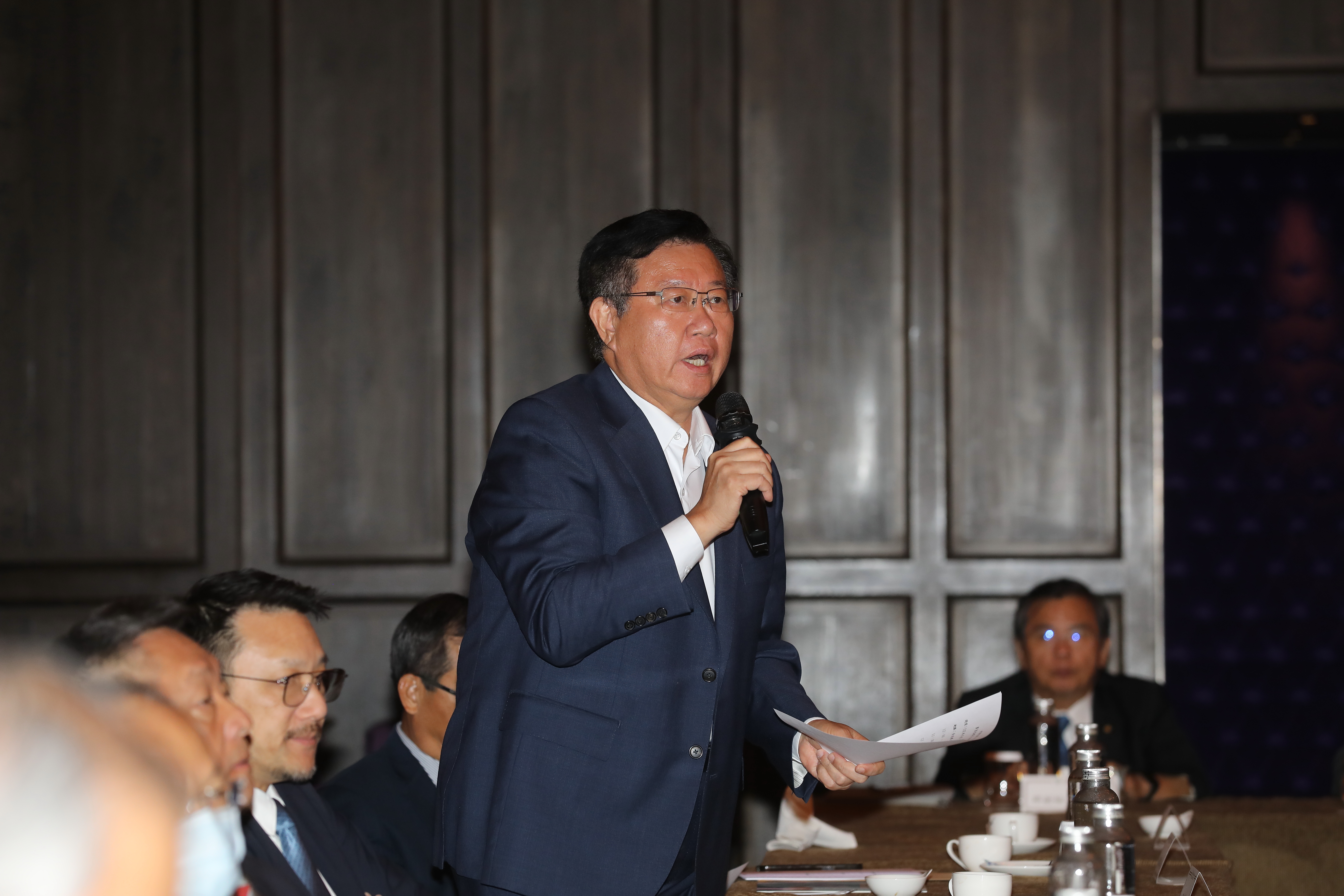 車王電子集團與美國OPTIMAL集團簽訂多項全面合作合約，宣告進軍北美電動商用車大戰略正式啟動。圖為董事長蔡裕慶。