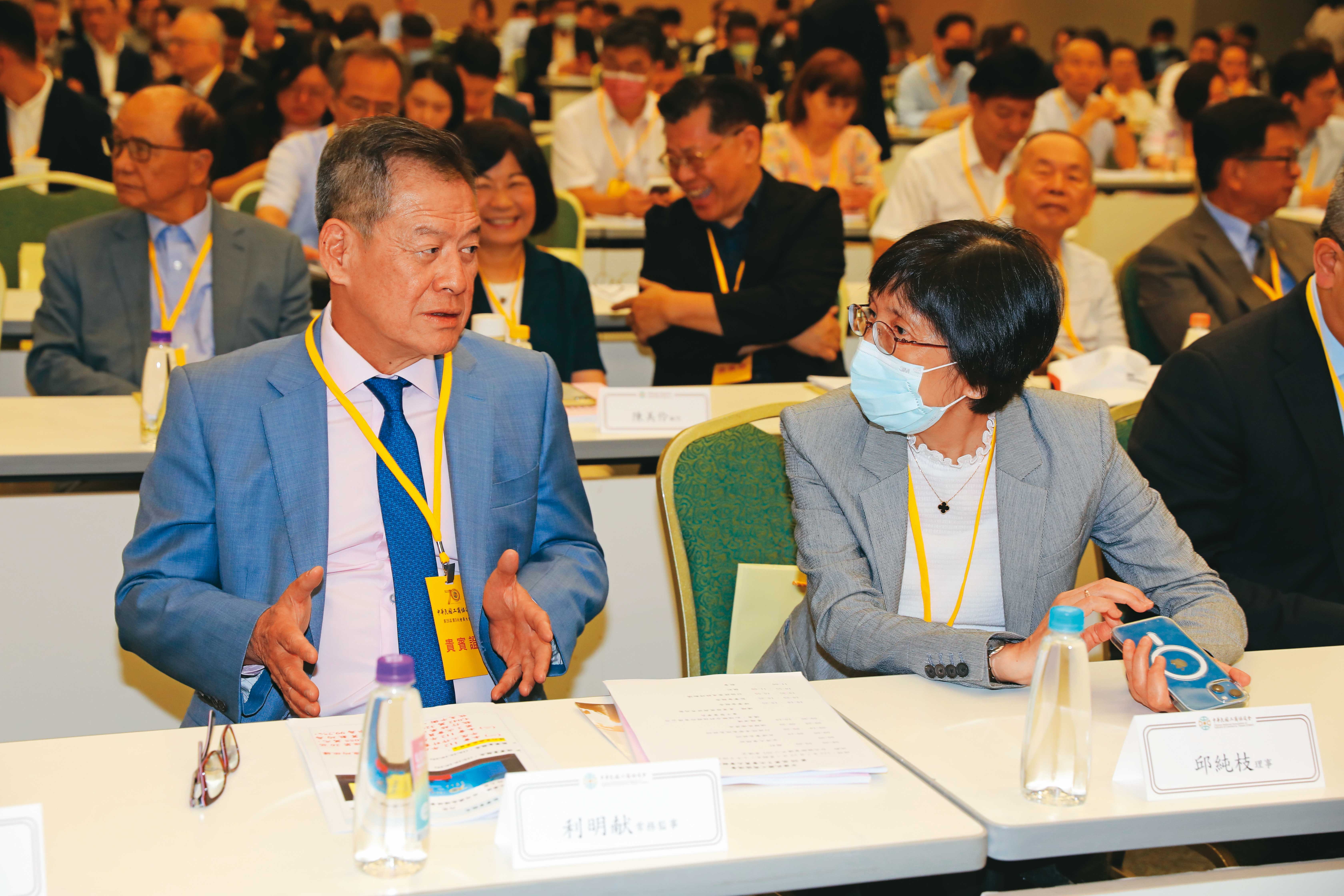 利明献日前已要求邱純枝，處份聯昌、東訊、宅配通等公司。