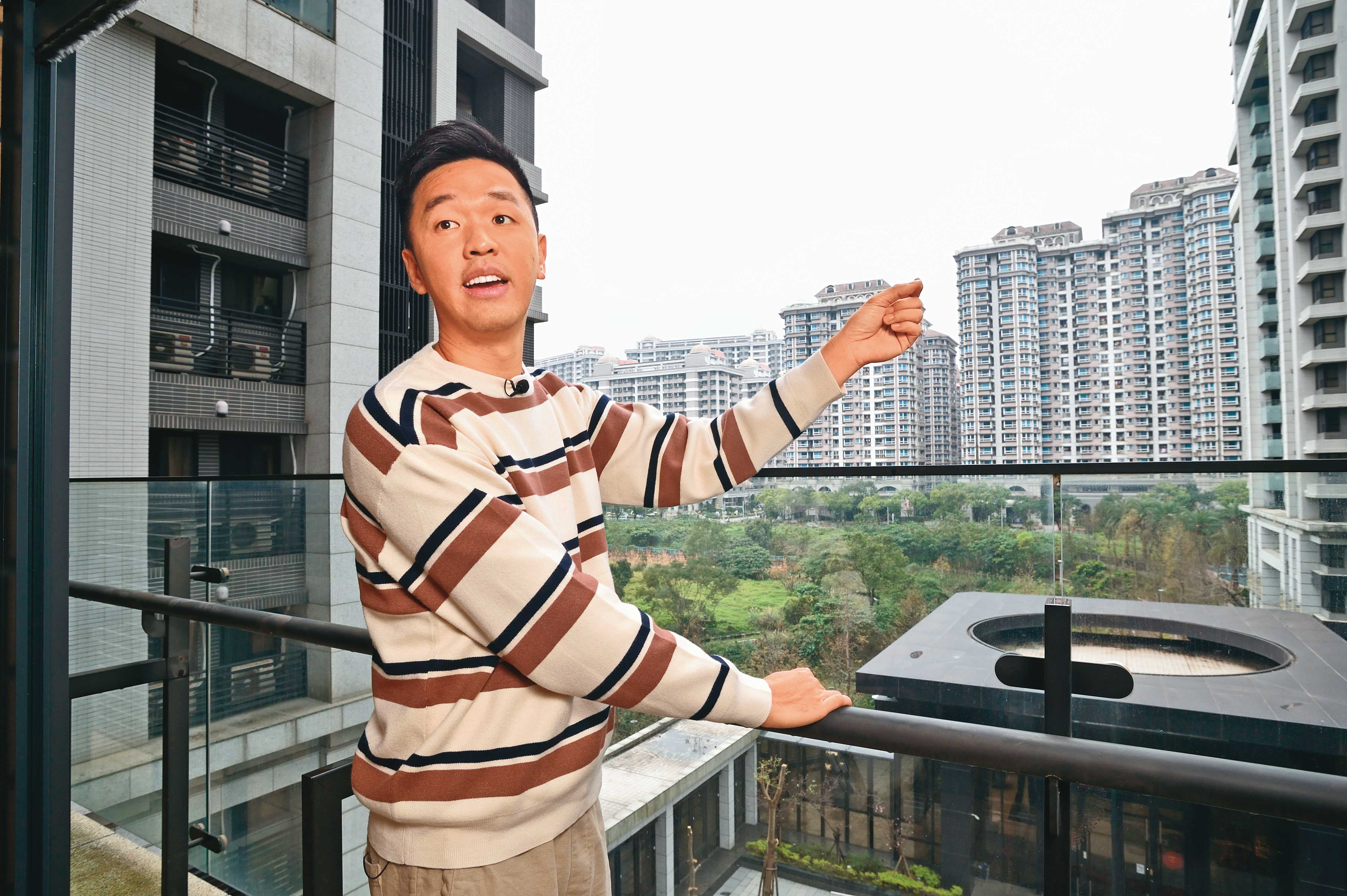 街頭藝人香蕉不到40歲在淡水買下3間房，成為多殼一族。