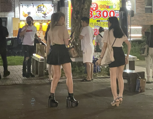 日本「東橫妹子」與20人性交是日常,15歲少女染8性病毒還懷孕。(翻自shueisha.online)