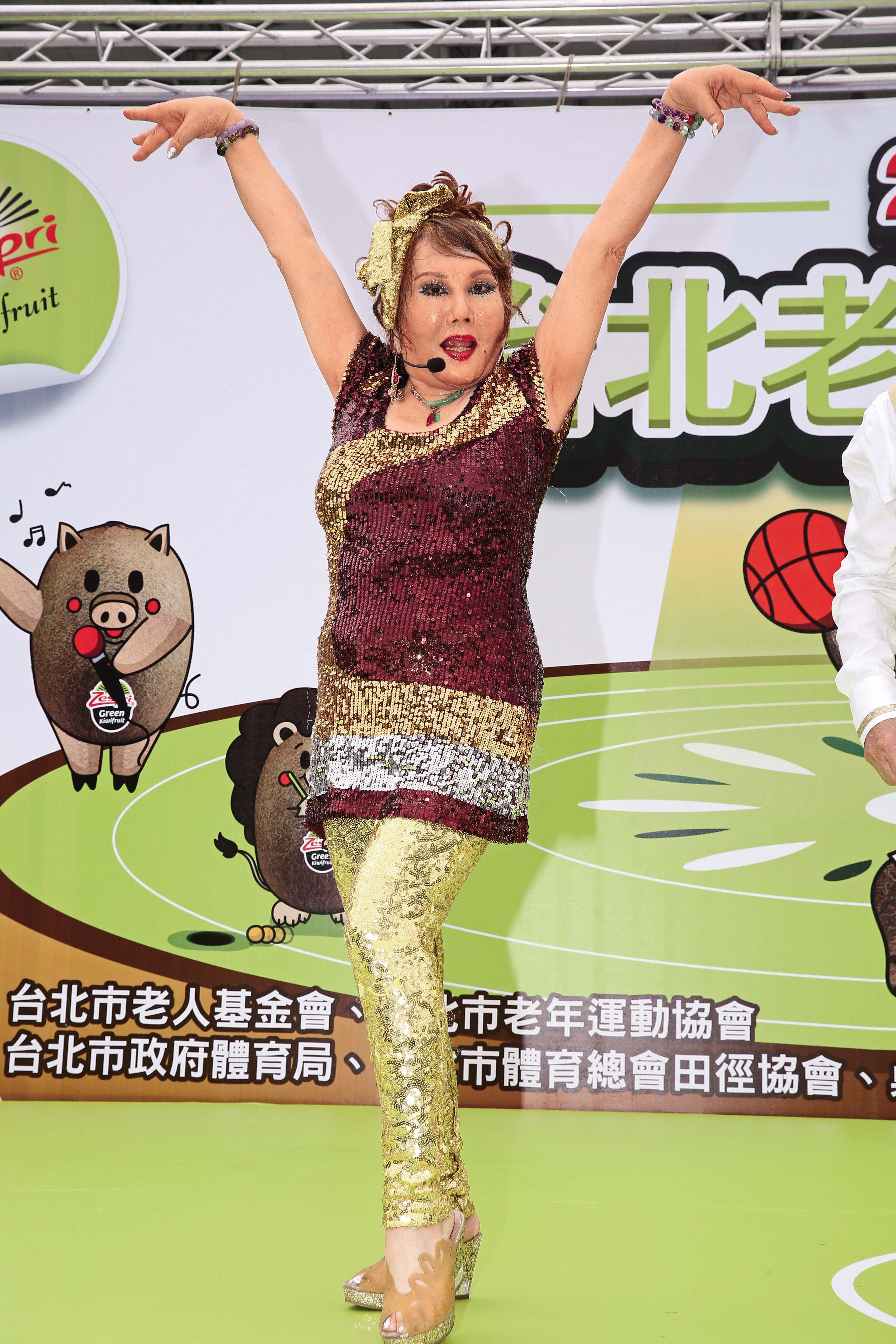澎澎近幾年演藝工作銳減，偶爾仍可看到她出席活動。