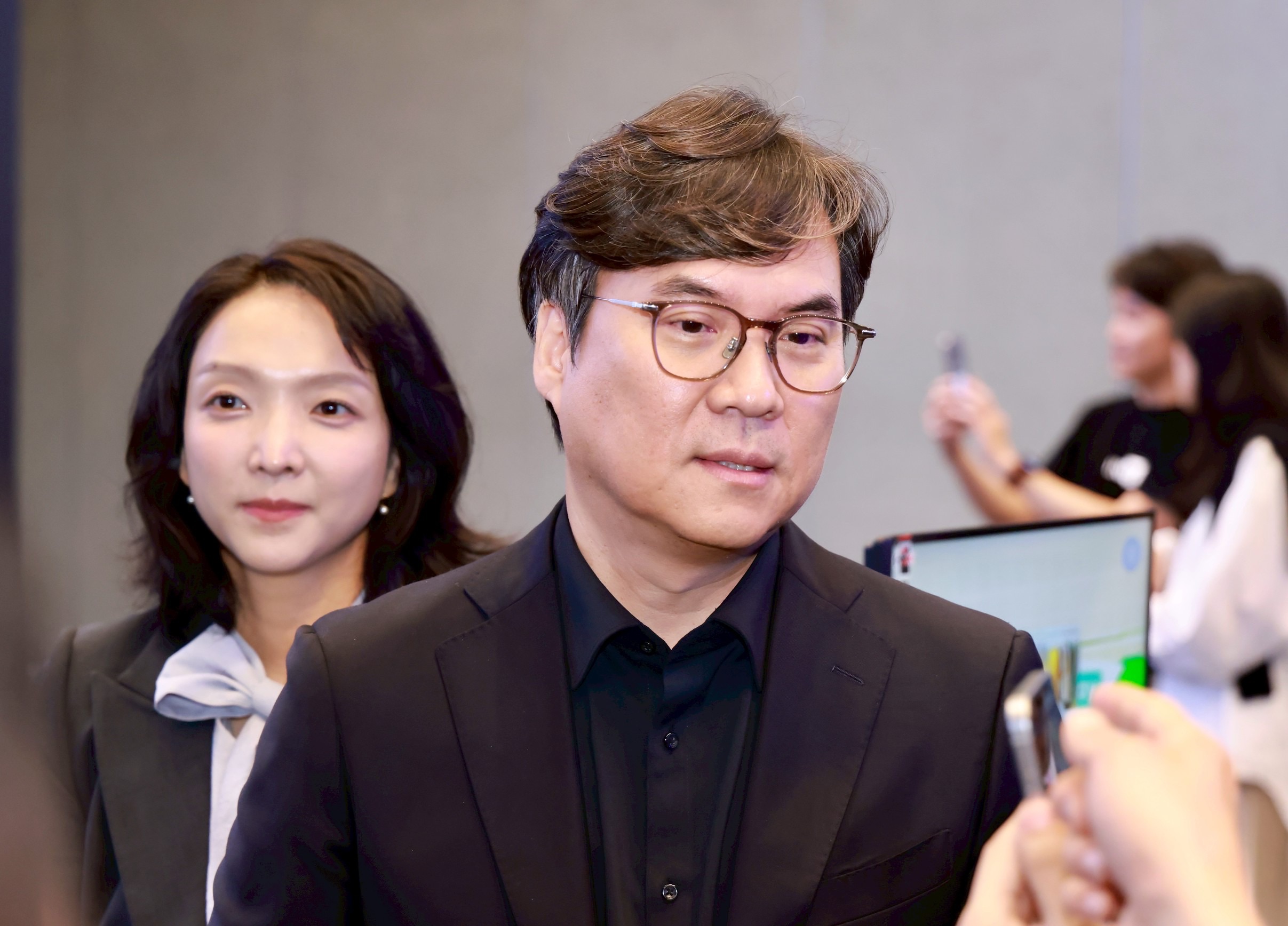 結合消費端與商業端,是LINE PAY未來主要策略方向。圖為LINE PAY董事長丁雄注。