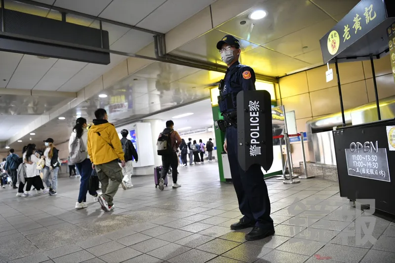 北車又爆隨機攻擊。該圖非當天畫面。(示意圖,鏡報董孟航)