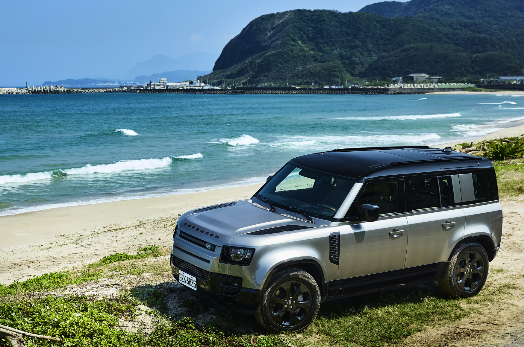 【鏡試駕】紳士冒險家！DEFENDER 110 D300 X-Dynamic HSE