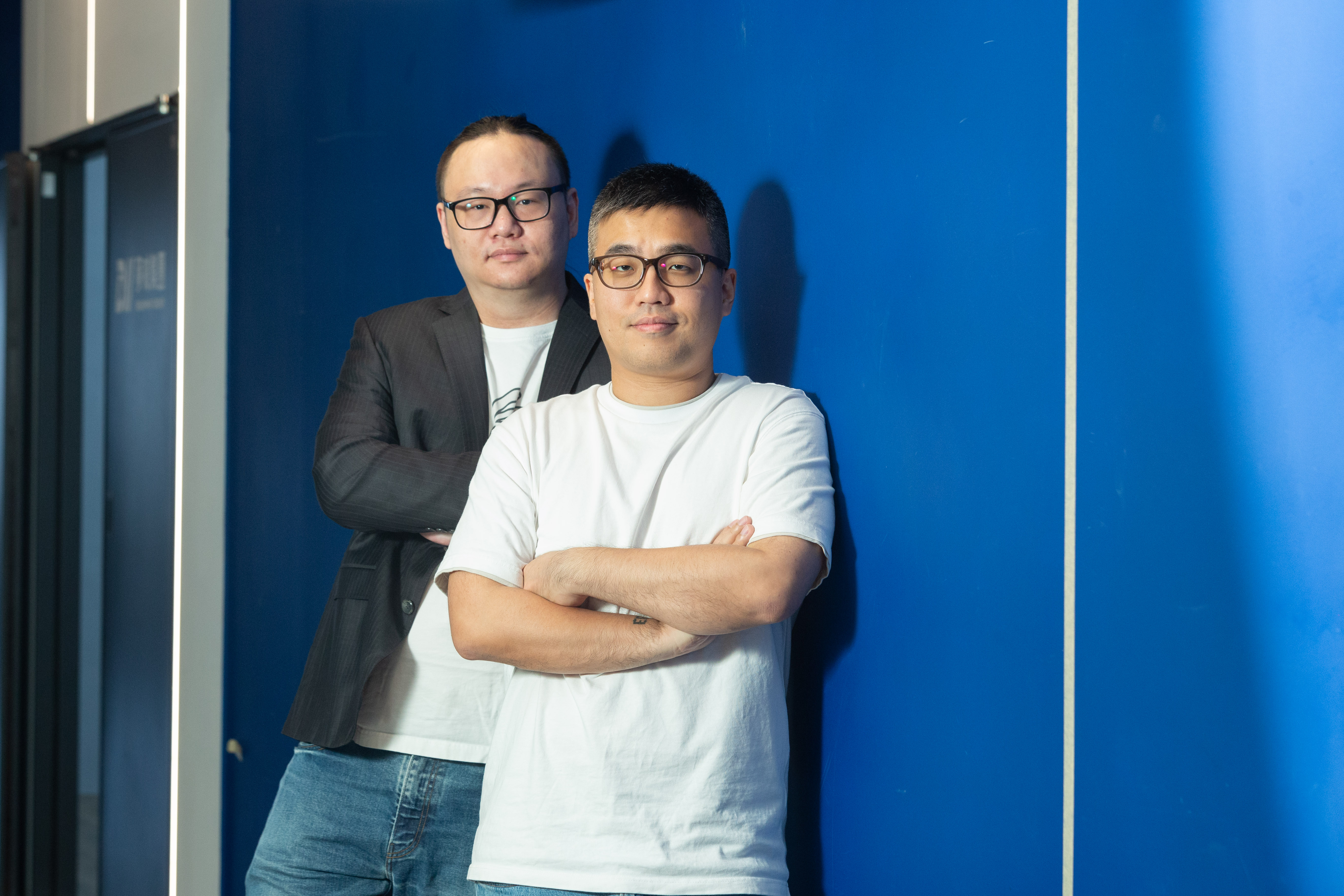 陳彙中(右)、許昊(左)合力推動魔競娛樂VTuber業務。