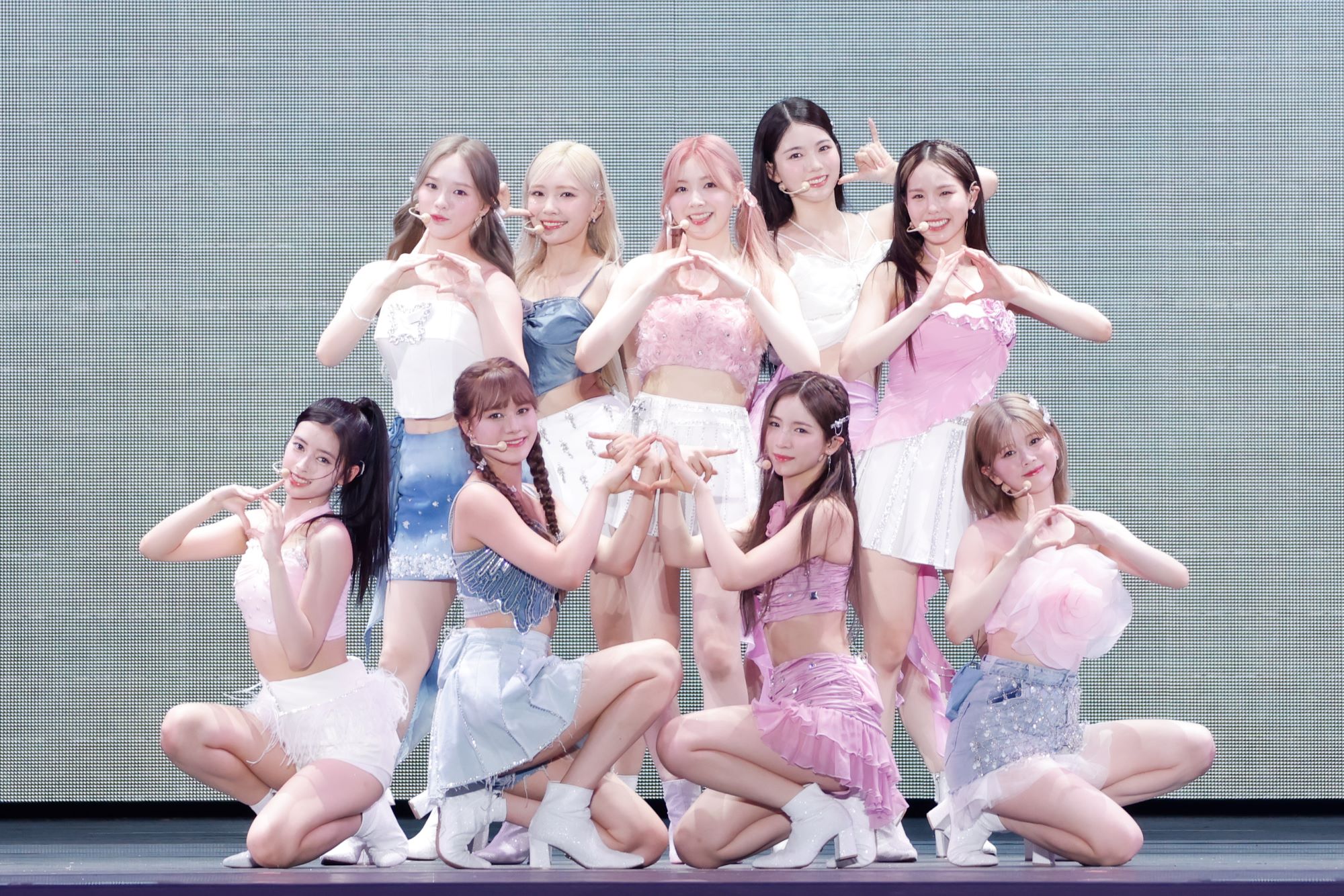 日本超人氣女團NiziU宣布明年2月14日來台與粉絲過情人節。（映珈娛樂提供）