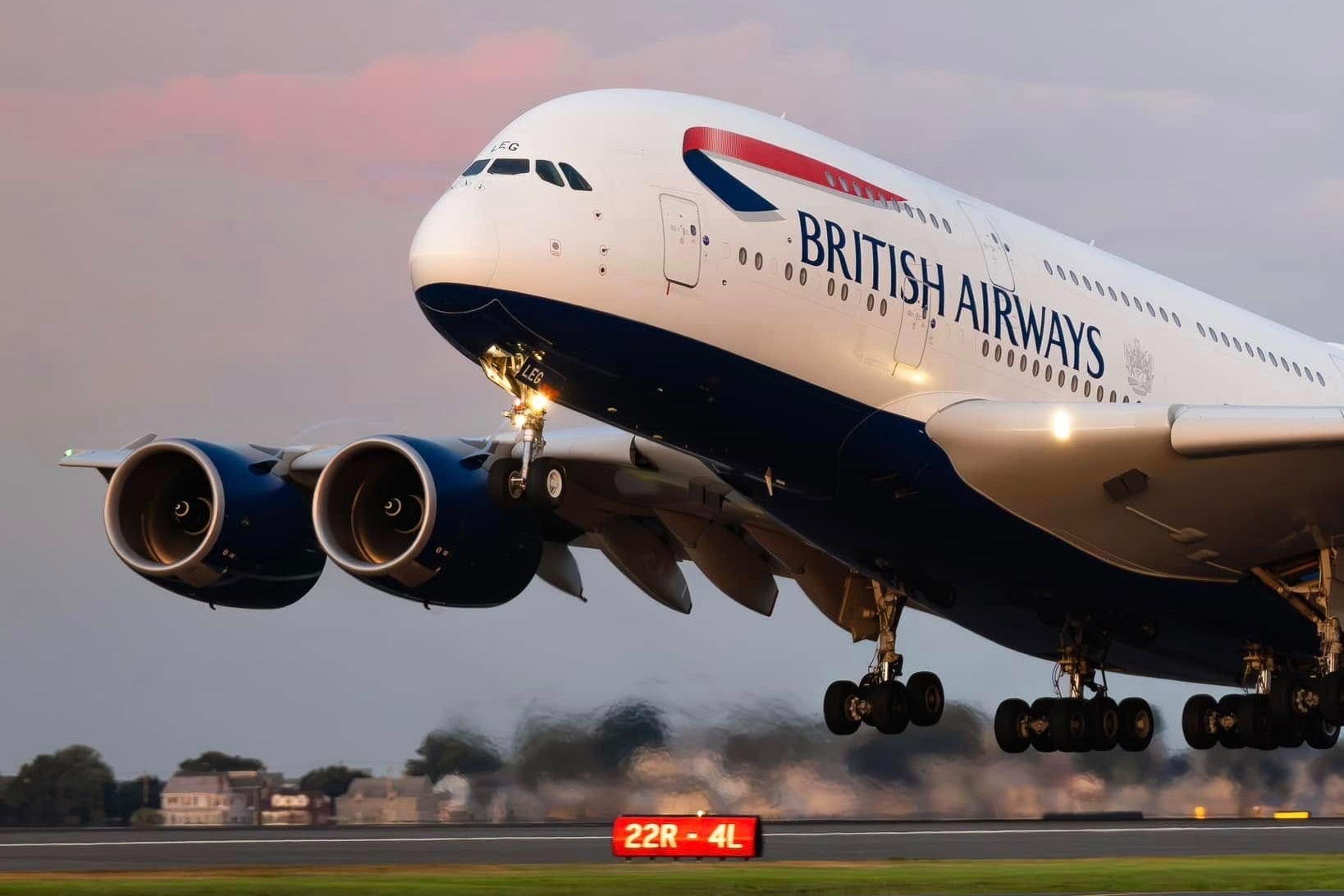 英國航空去年發生重大事故，原因竟是副機師左右手操作混淆。（翻攝自英航臉書）