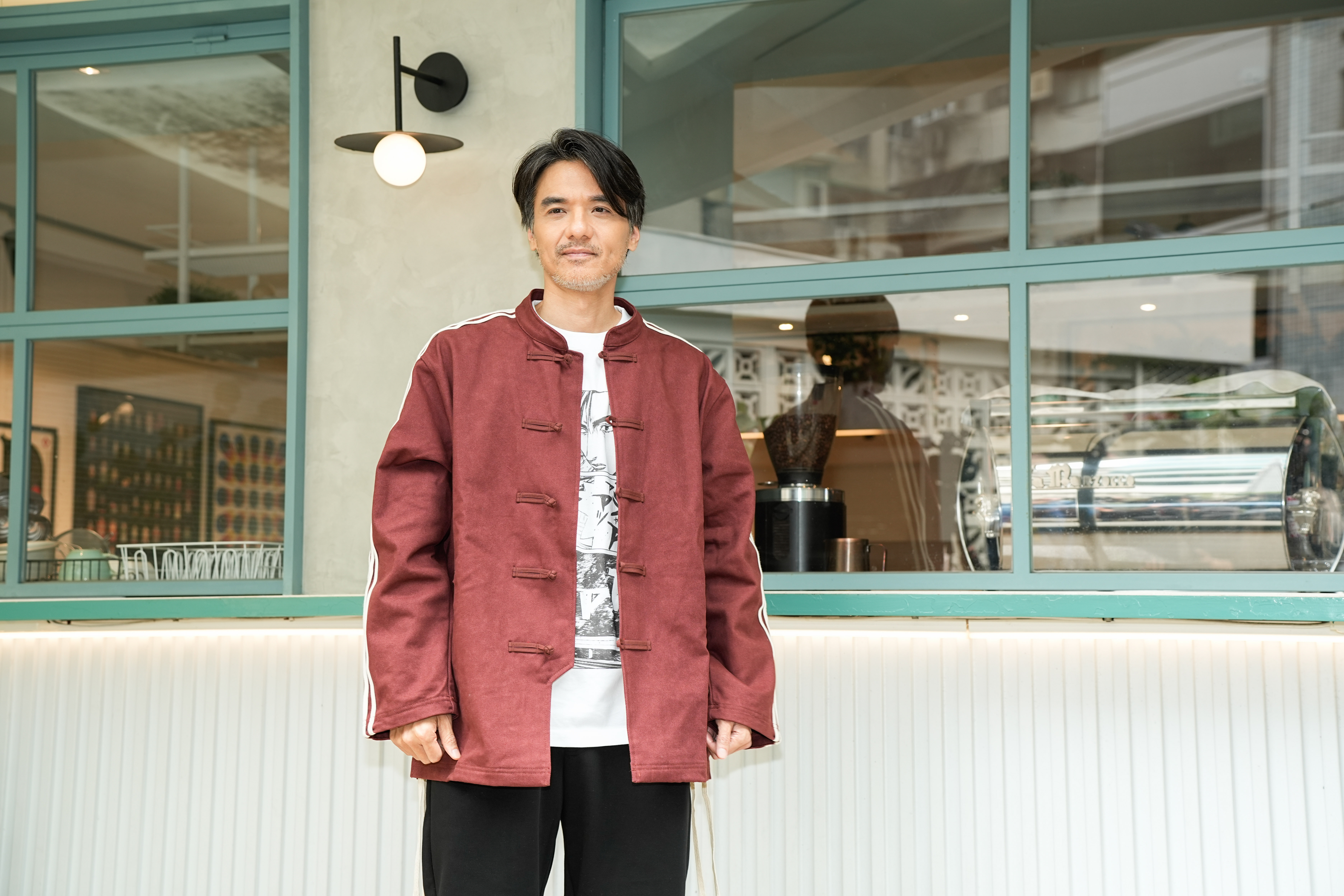 睽違26年再返樂壇，馮德倫為親自創立的IP演唱宣傳曲，並特別來台宣傳。