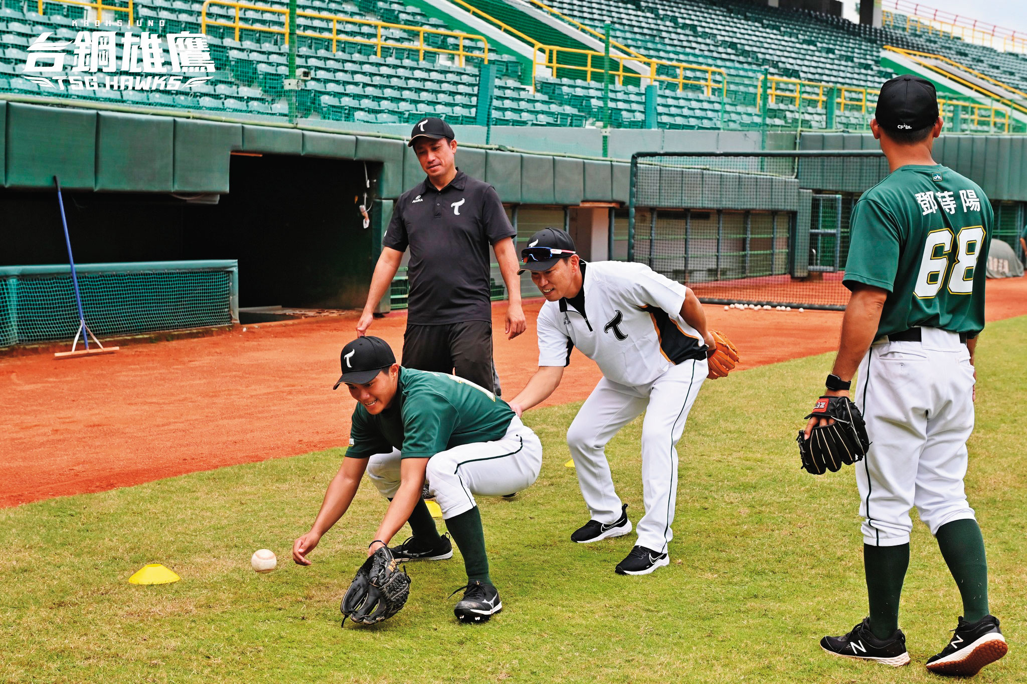 榮剛董座王炯棻是智冠董座王俊博多年老友，雙方將在體育產業有深度合作。（翻攝台鋼雄鷹官網）