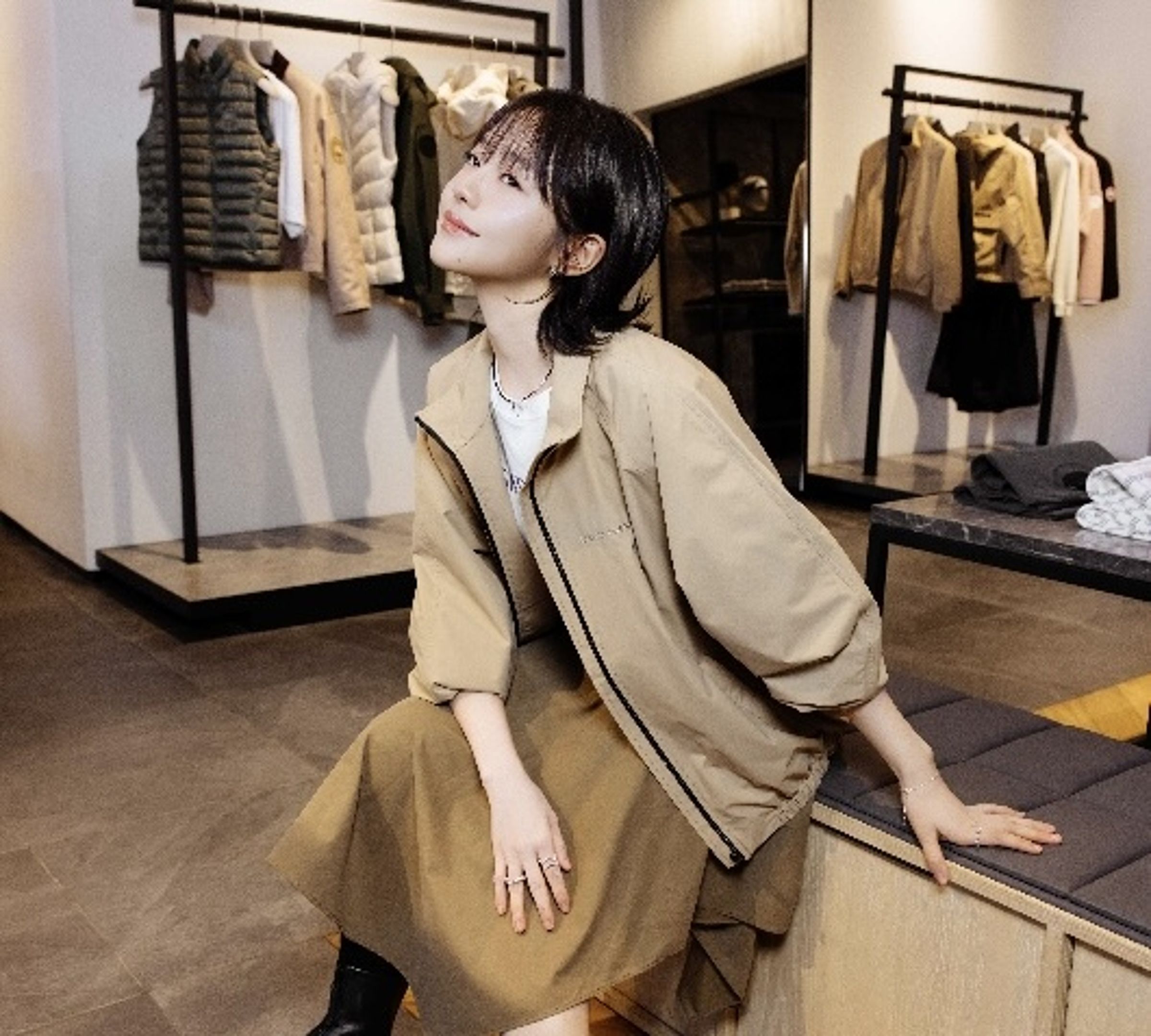 林廷憶今為服飾出席活動。Canada Goose