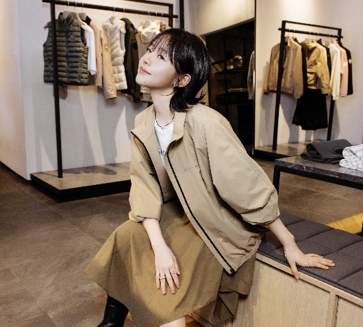 林廷憶今為服飾出席活動。Canada Goose