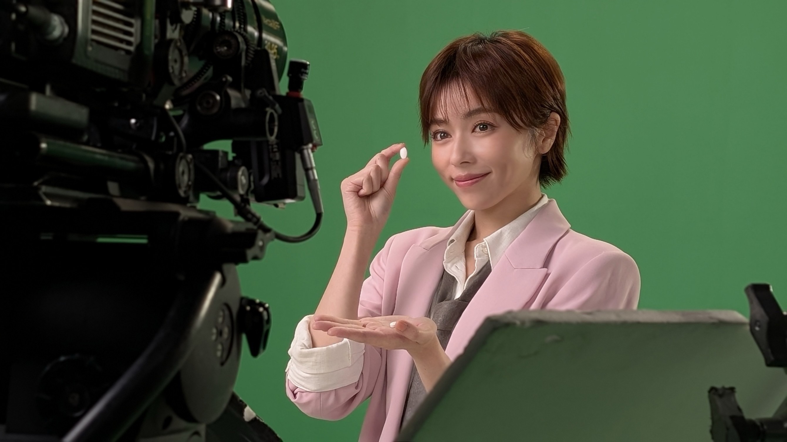 王瞳感性分享創作心得：「這首歌，是我送給所有勇敢女性的禮物！」。（民視提供）