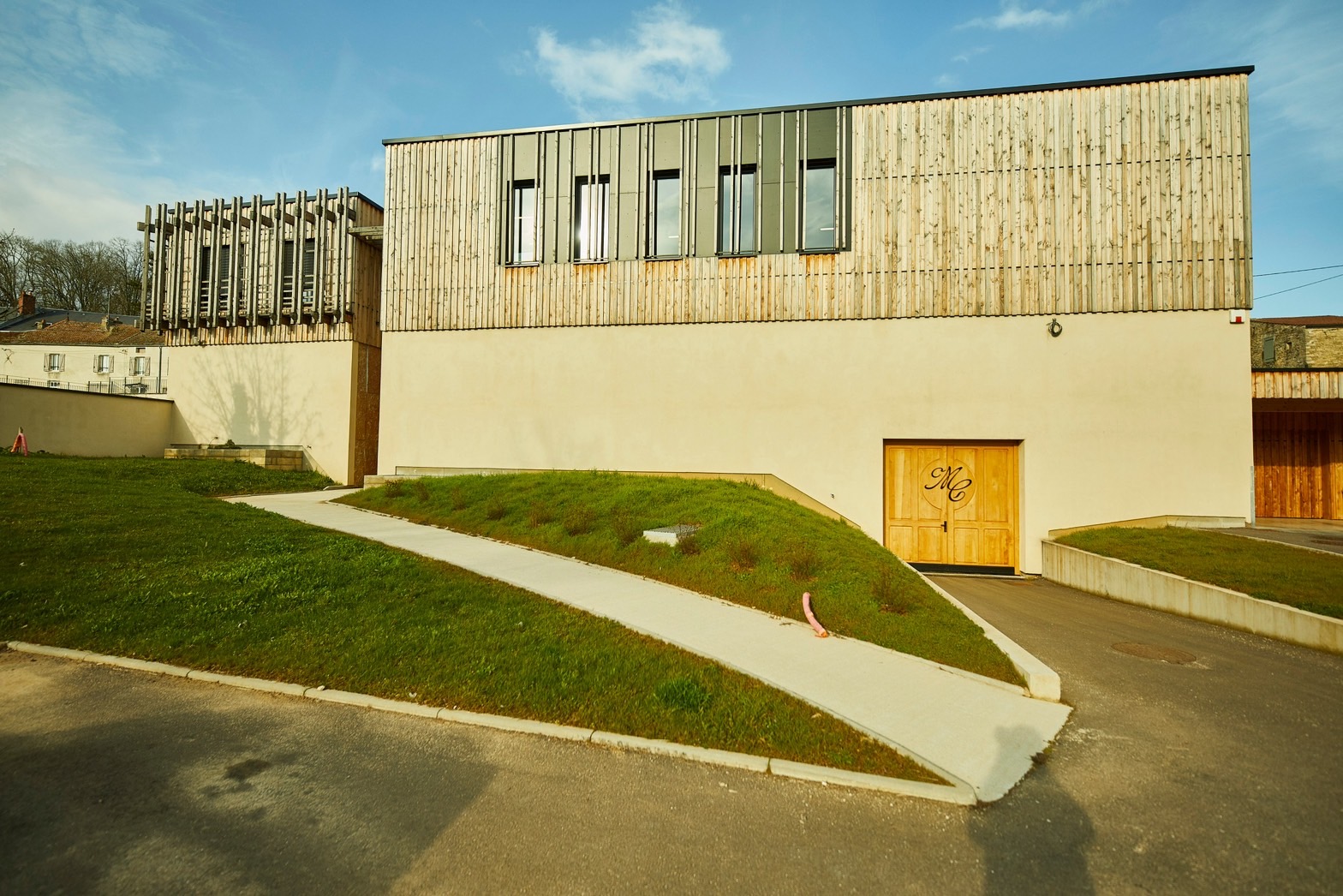 NoLimit MICHEL COUVREUR House1：Michel Couvreur位於法國勃根地的酒廠，帶有文藝美術館的風格。（Michel Couvreur 提供）