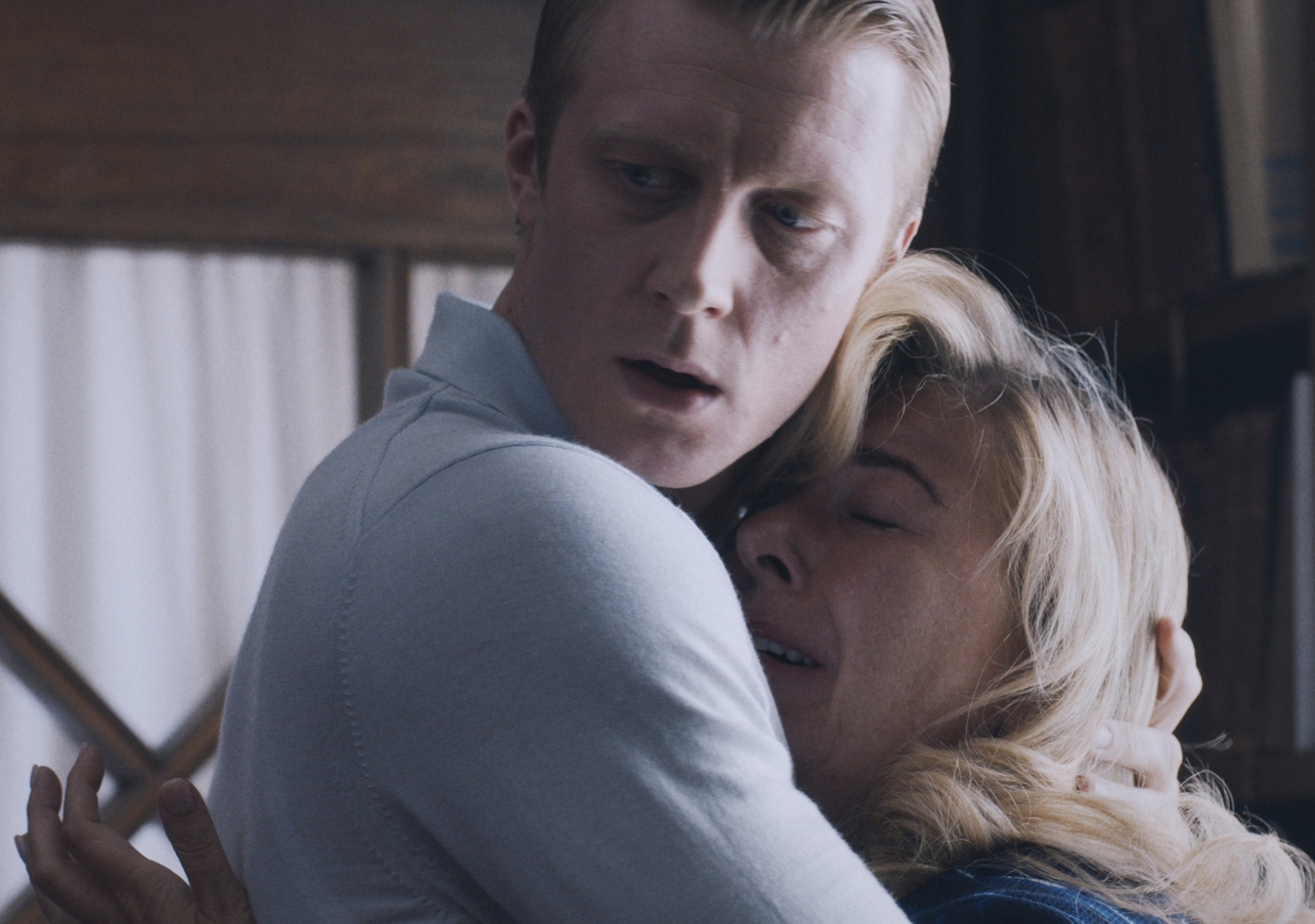 電影《托芙的房間》改編自丹麥傳奇作家托芙迪特萊弗森半自傳小說。（仲業文創提供） 