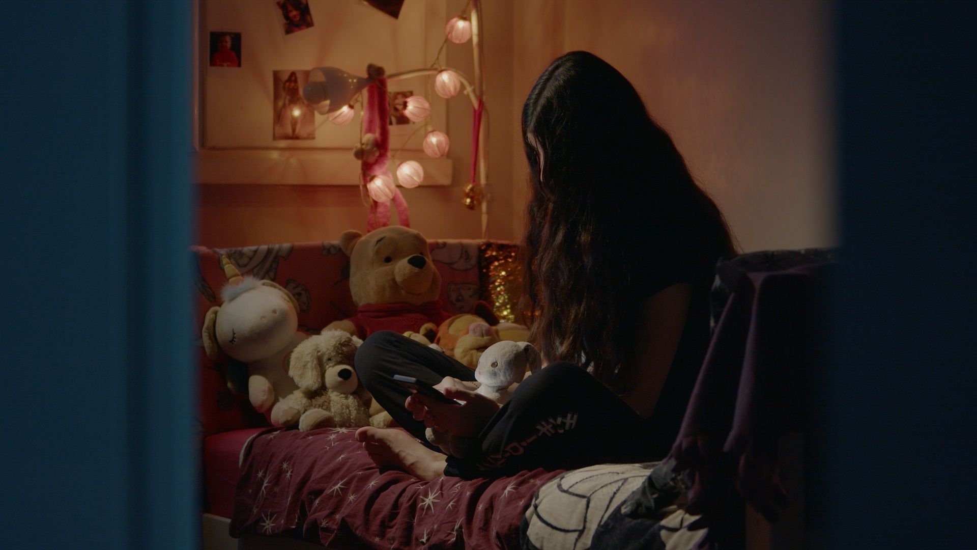 本週五《公視主題之夜SHOW》播出法國紀錄片《被下藥的真相：羞恥不再屬於受害者》。（公視提供）