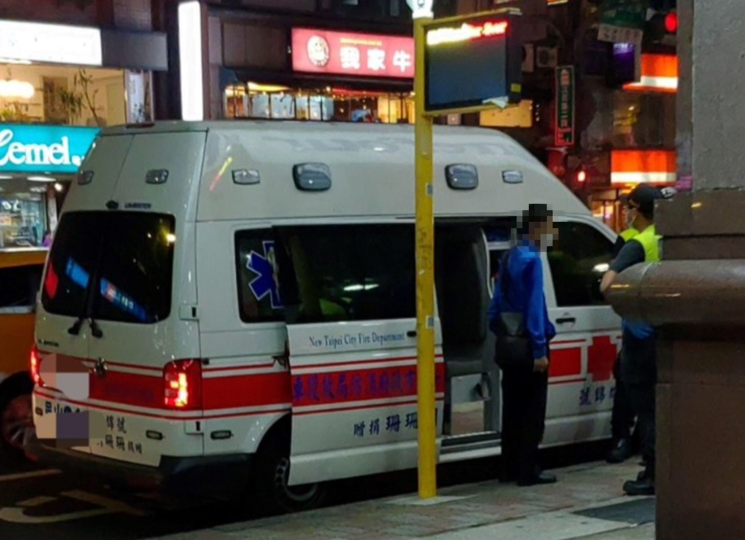 嘉義市29日下午發生救護車相撞機車騎士致死的憾事。(示意圖,翻攝畫面)
