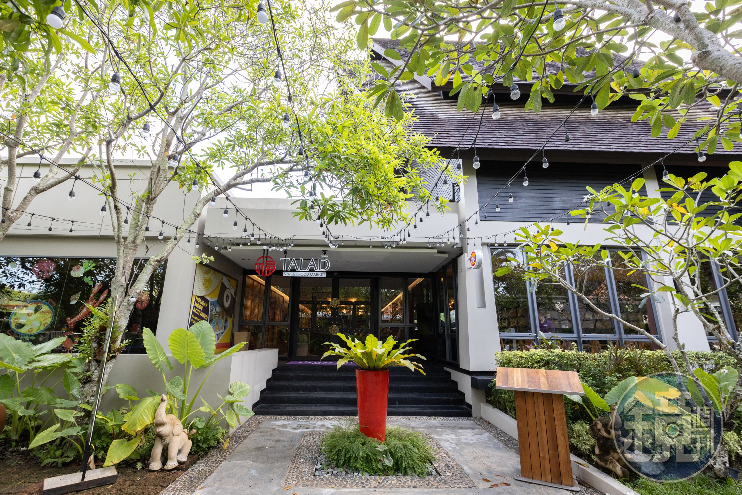 TALAD是度假村裡的全天候餐廳,泰式、西式食物都有供應。