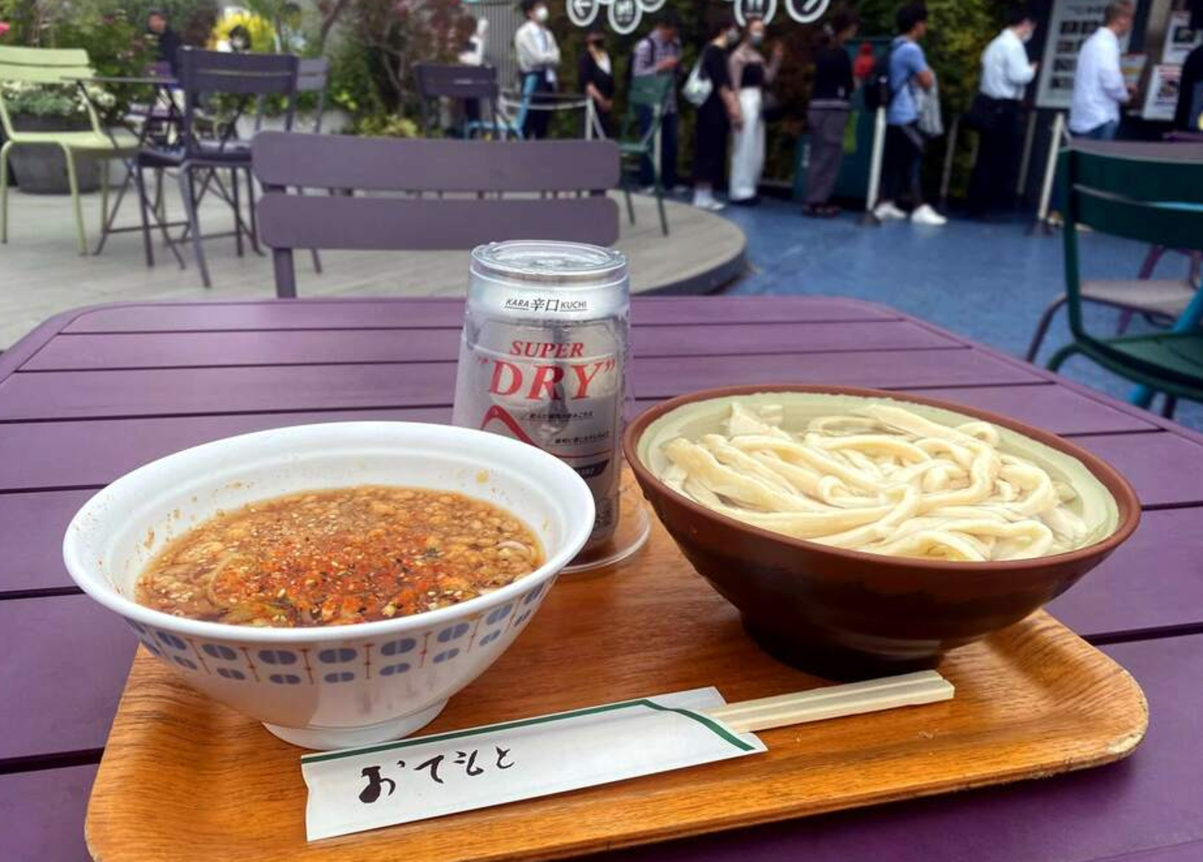 這裡的烏龍麵標榜是正統的手打烏龍麵。(翻自日本雅虎)