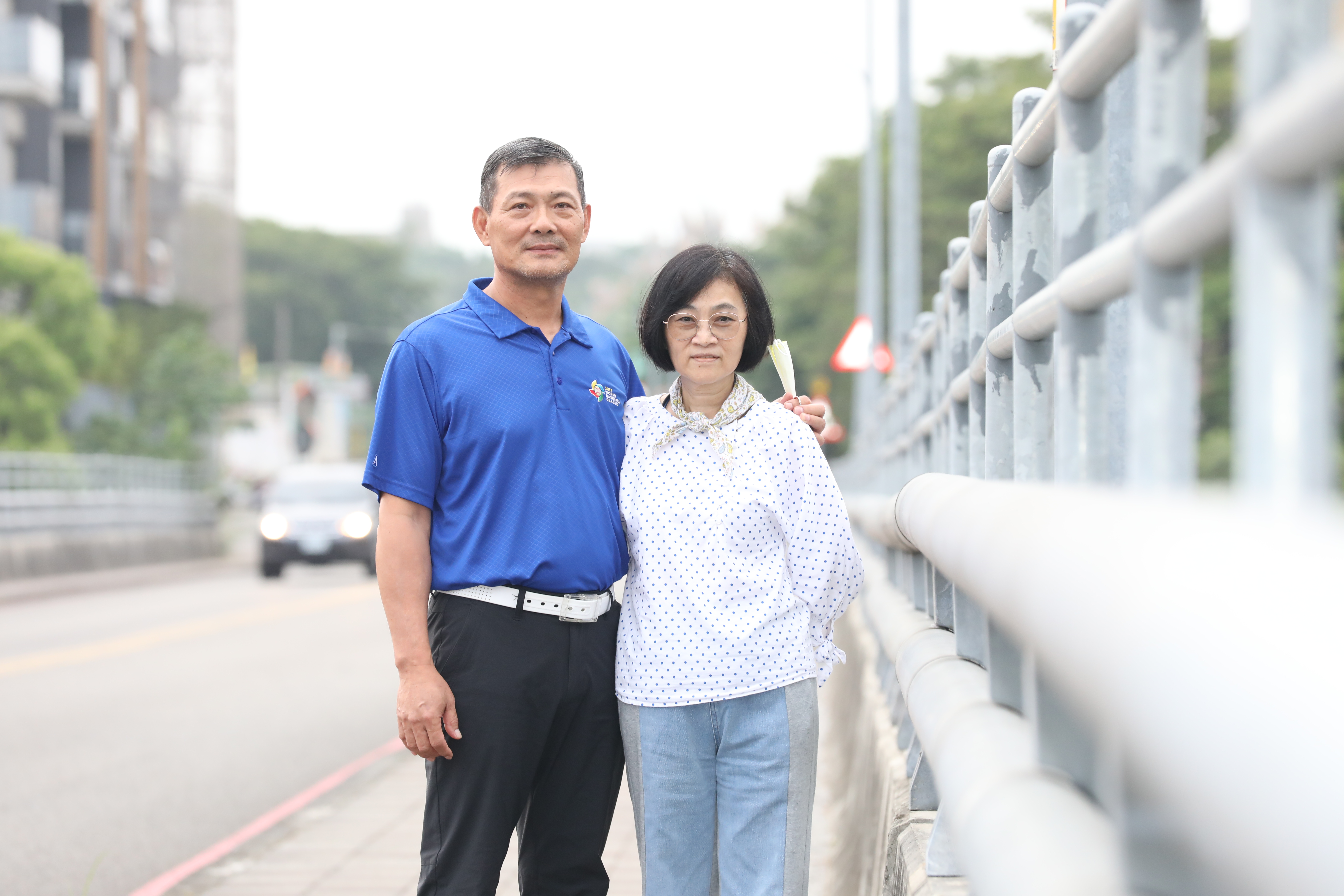 蘇建文（左）相當仰賴太太（右）盧憶晴，連場上發生誤判，有時都得靠太太打氣加油才能恢復精神。