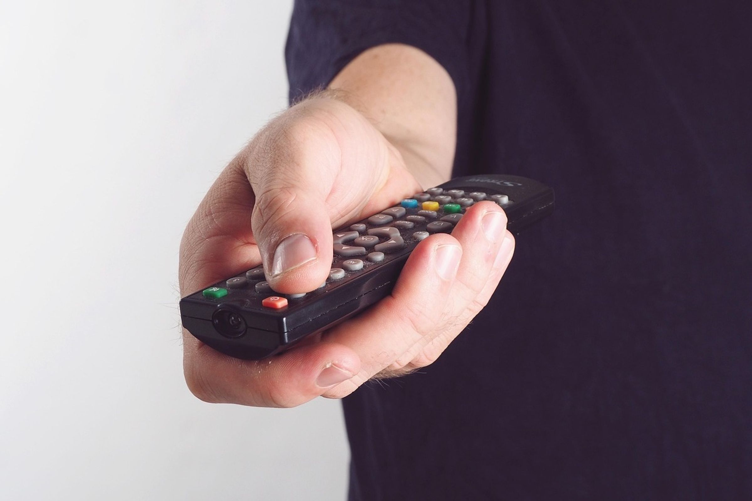 TBC集團旗下5家系統台今晚恢復播送八大第一台、八大綜合台、TVBS歡樂台、Discovery等4頻道。（示意圖，Pixabay）