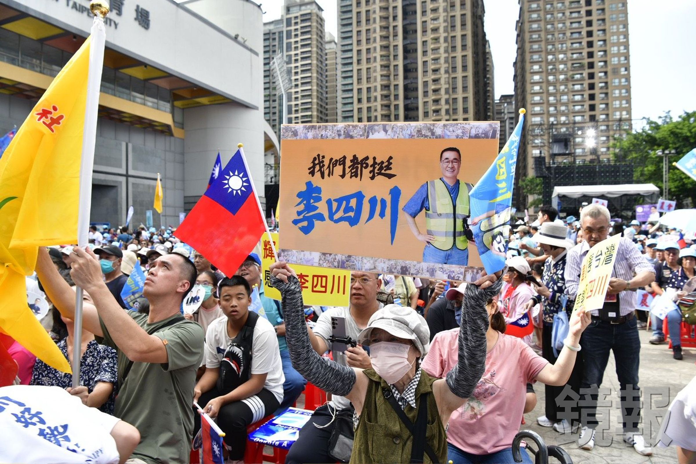 國民黨新北選情不樂觀？媒體人透露李四川4日造勢活動場面很冷，台下有如馬英九時代的造勢現場。（鏡報李智為）