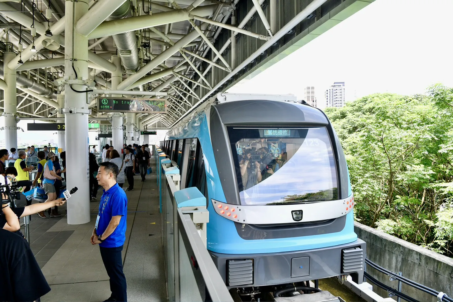 捷運三鶯線免費試乘，通車進入最終倒數，激勵自住剛性需求強勁。