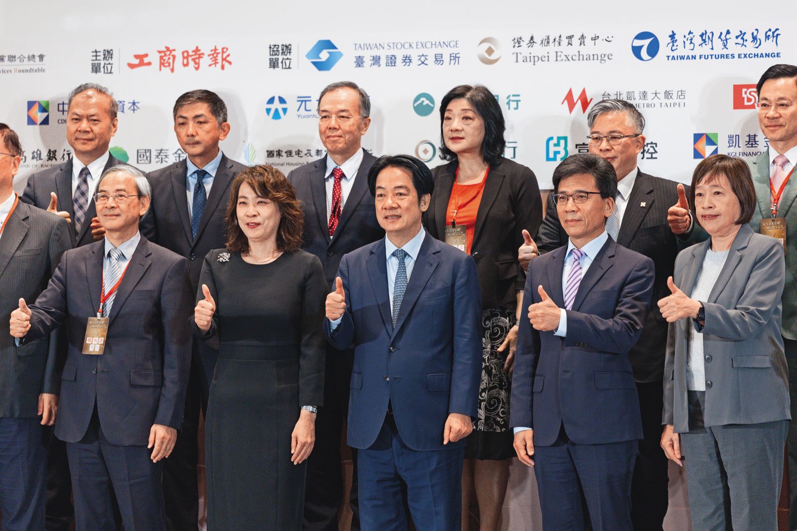 金管會主委專訪1/台灣變身亞資中心 1優勢更勝香港、新加坡