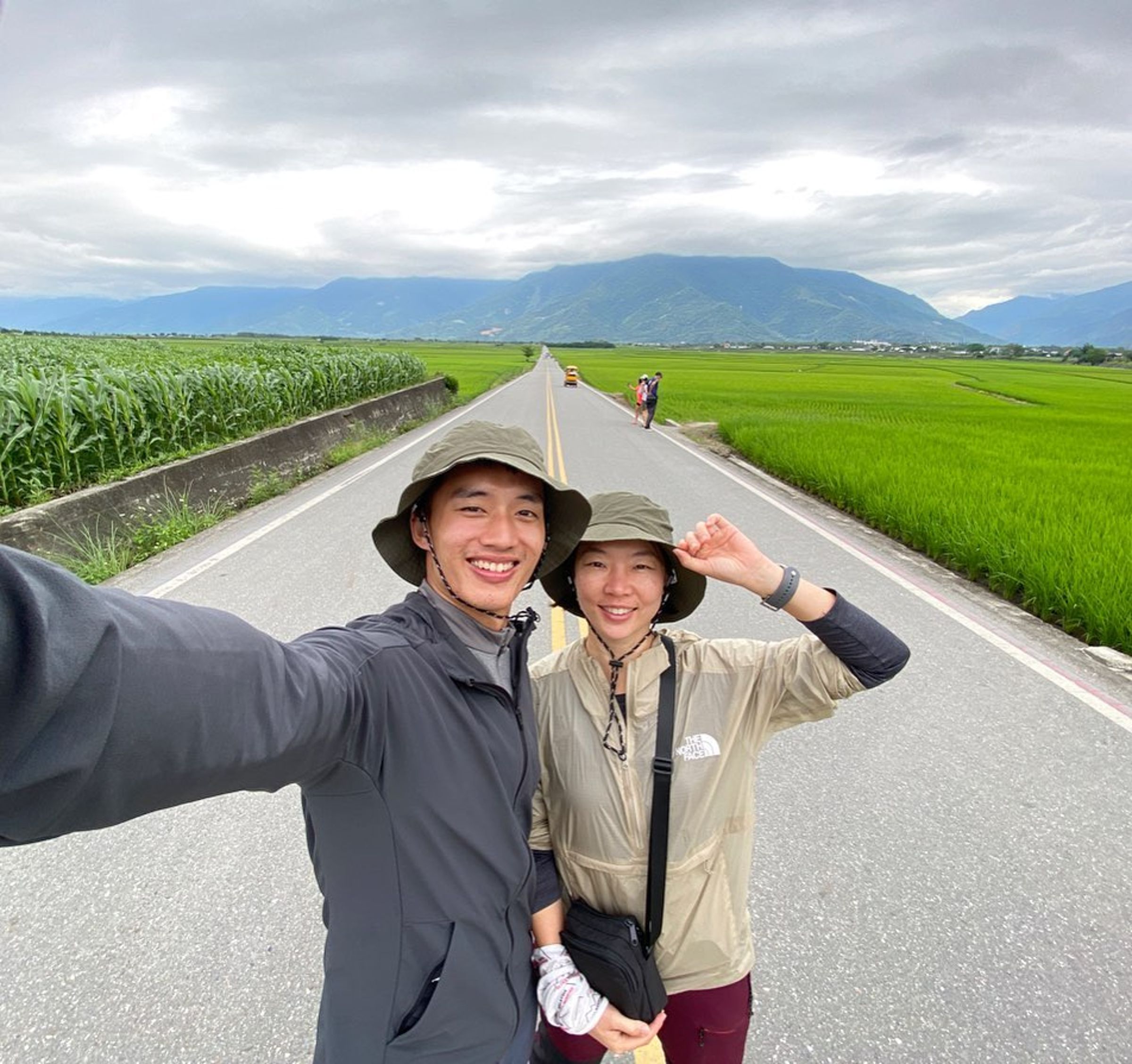 陳澤耀與太太雲鎂鑫都愛運動,結婚四年,上月底迎來期盼已久的女兒。(翻攝自陳澤耀臉書)