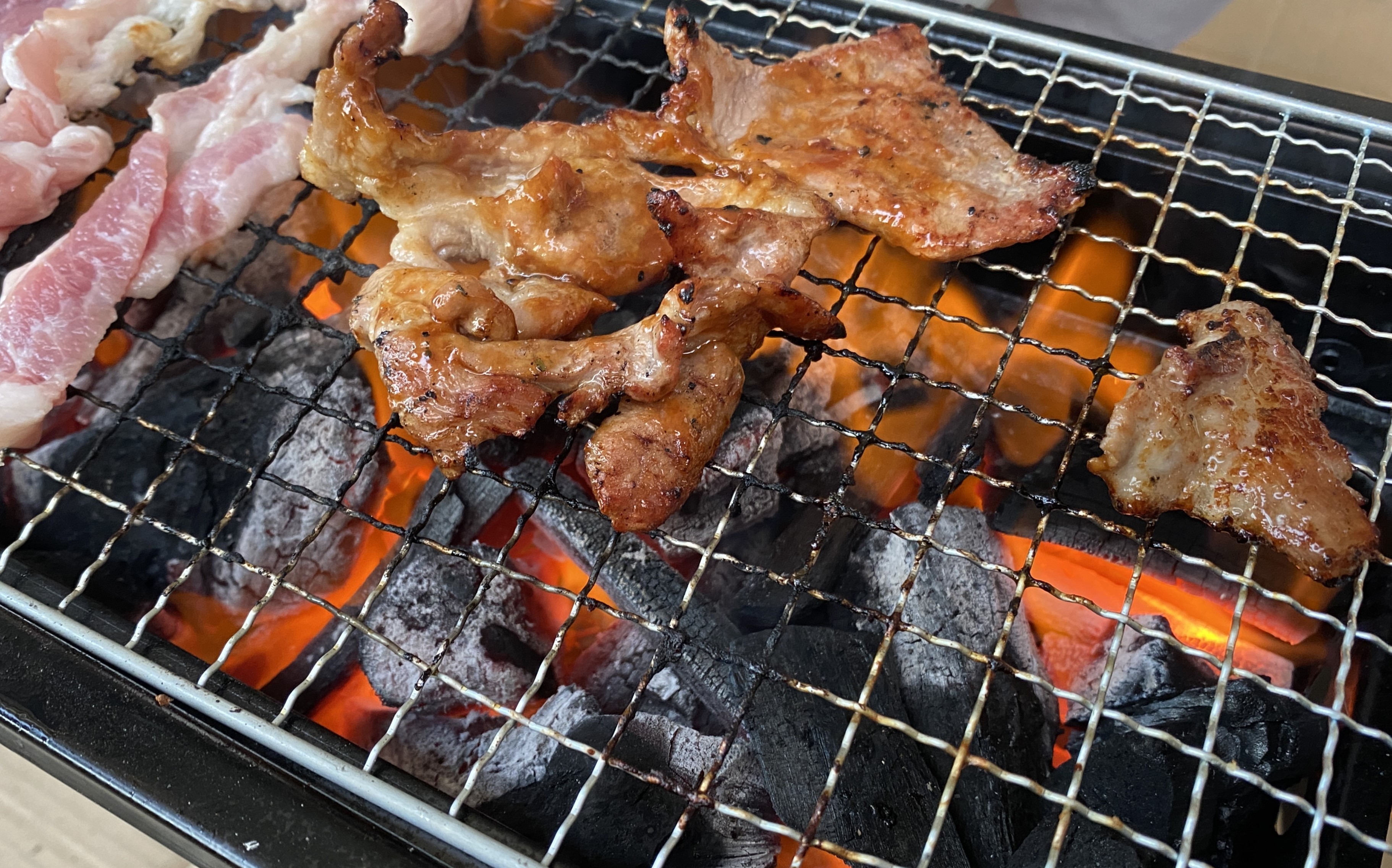 中秋節在家烤肉不流行了嗎？PTT網友發文引發熱烈討論。（示意圖）