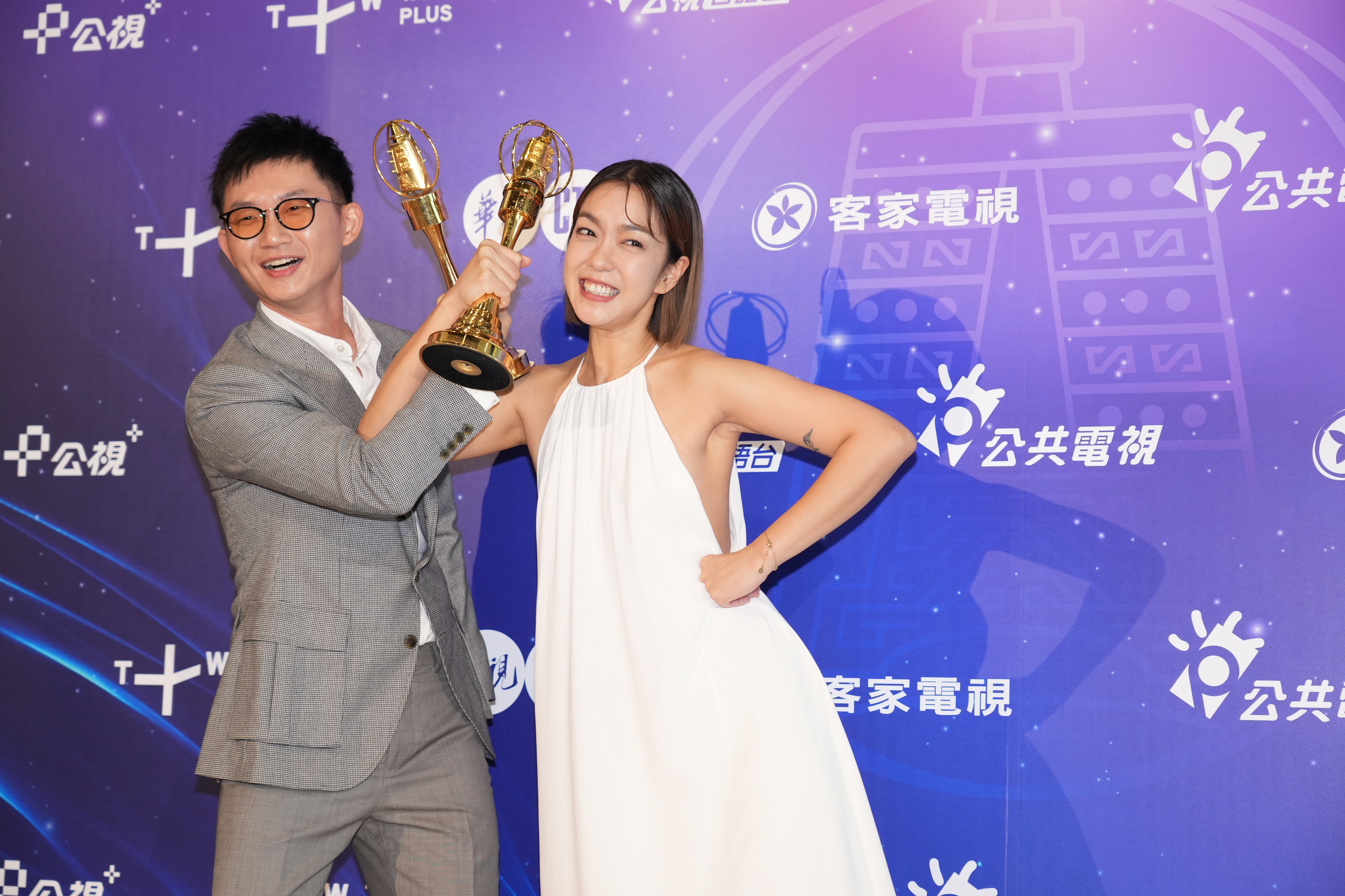 視網膜、大霈今年以《哈囉！你給問嗎？》連袂入圍生活風格主持人獎。