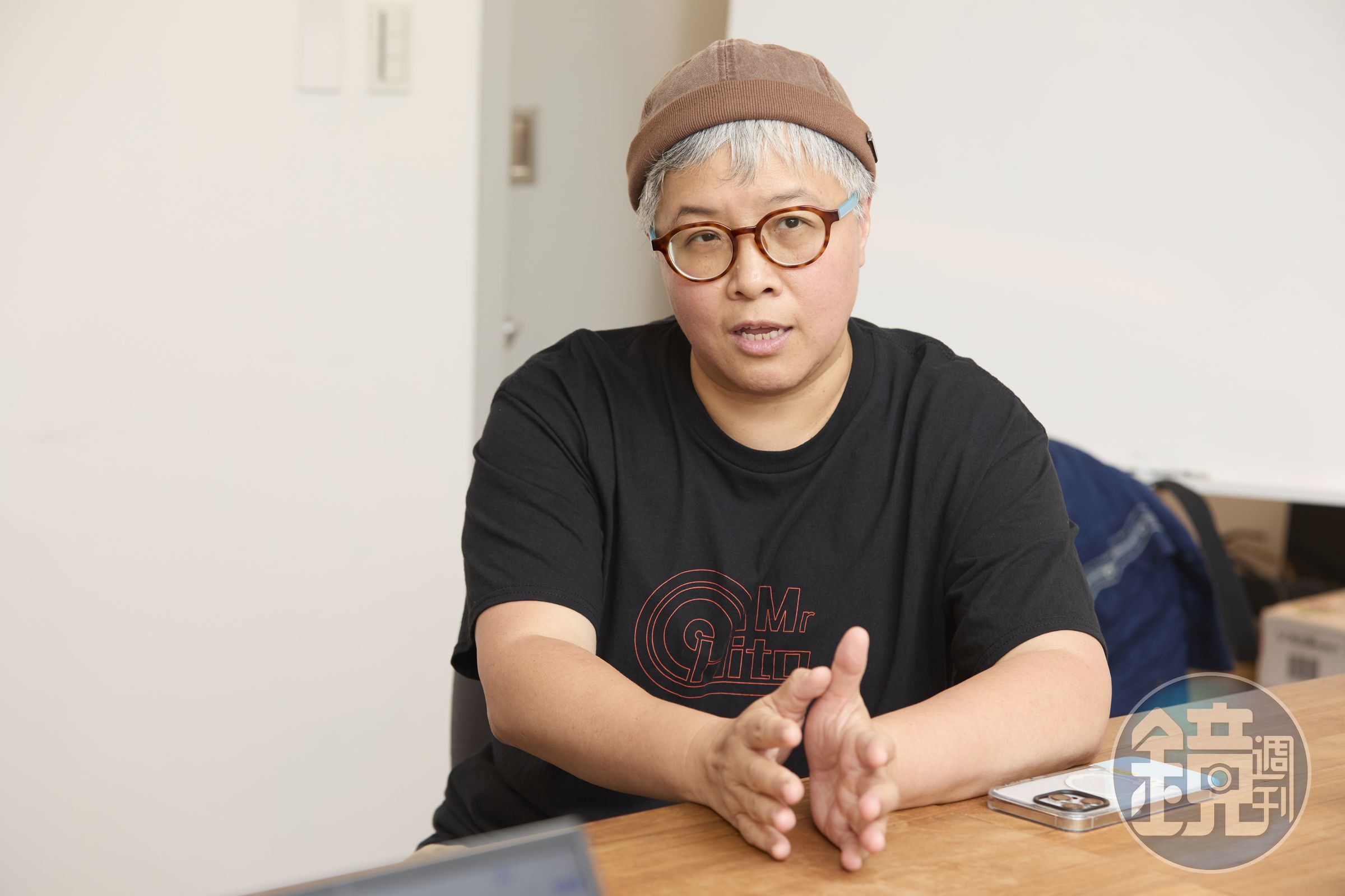 黃婷第一次參與接觸影視作品製作,投入其中後才發現與音樂產業大不同。